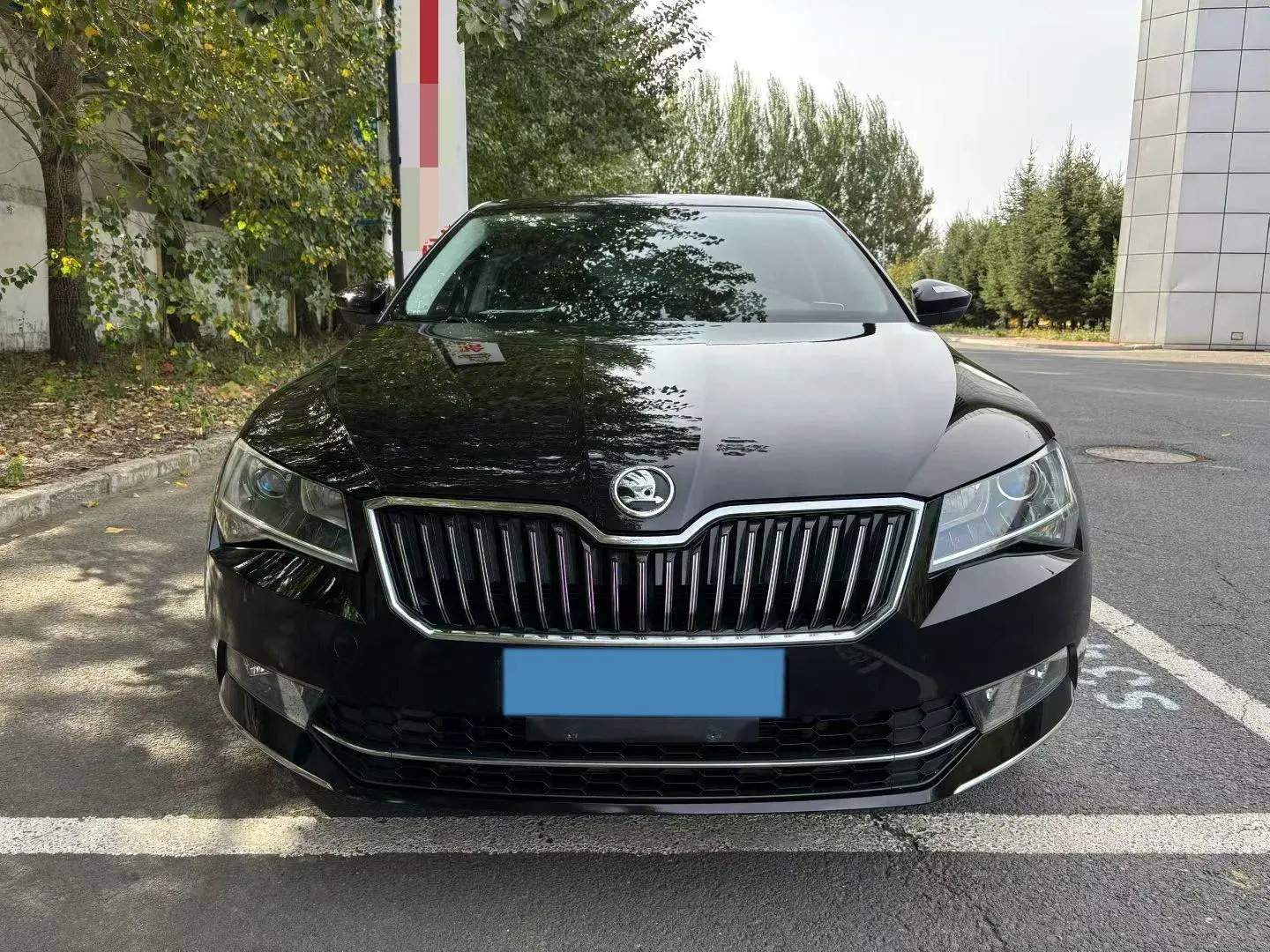 2018 SKODA SUPERB thumbnail 2