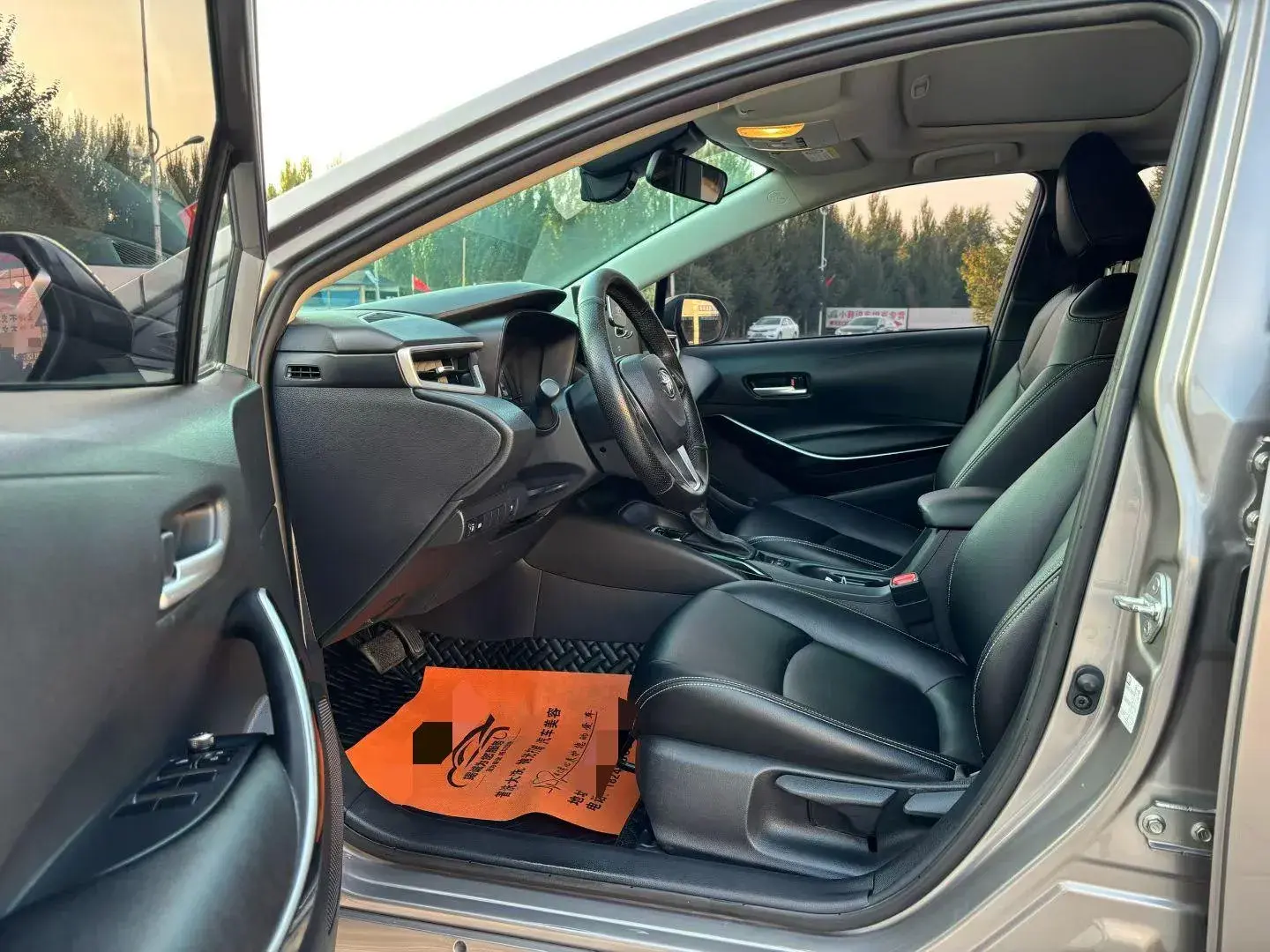 2022 TOYOTA COROLLA thumbnail 4