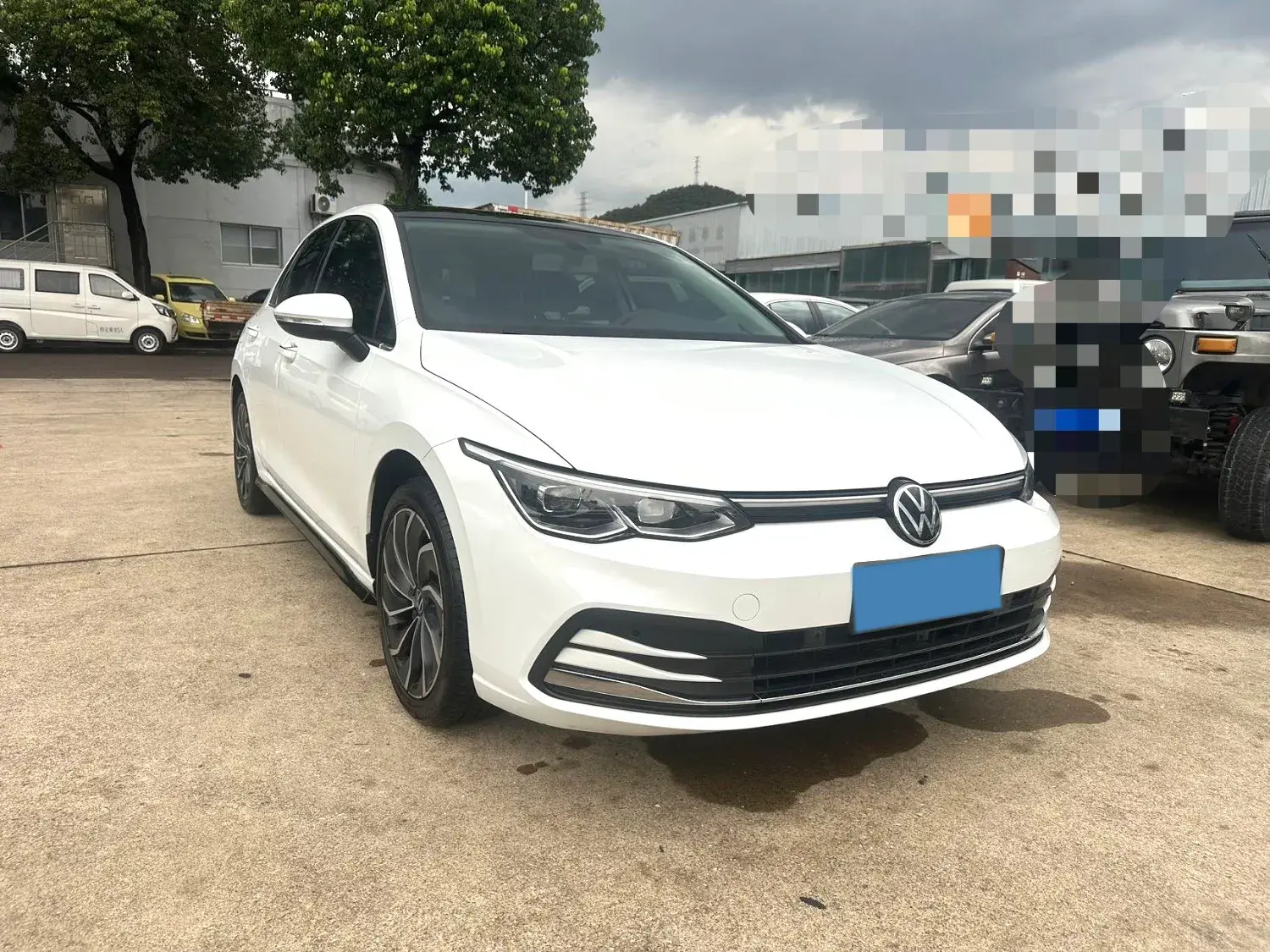 2021 VOLKSWAGEN GOLF thumbnail 3