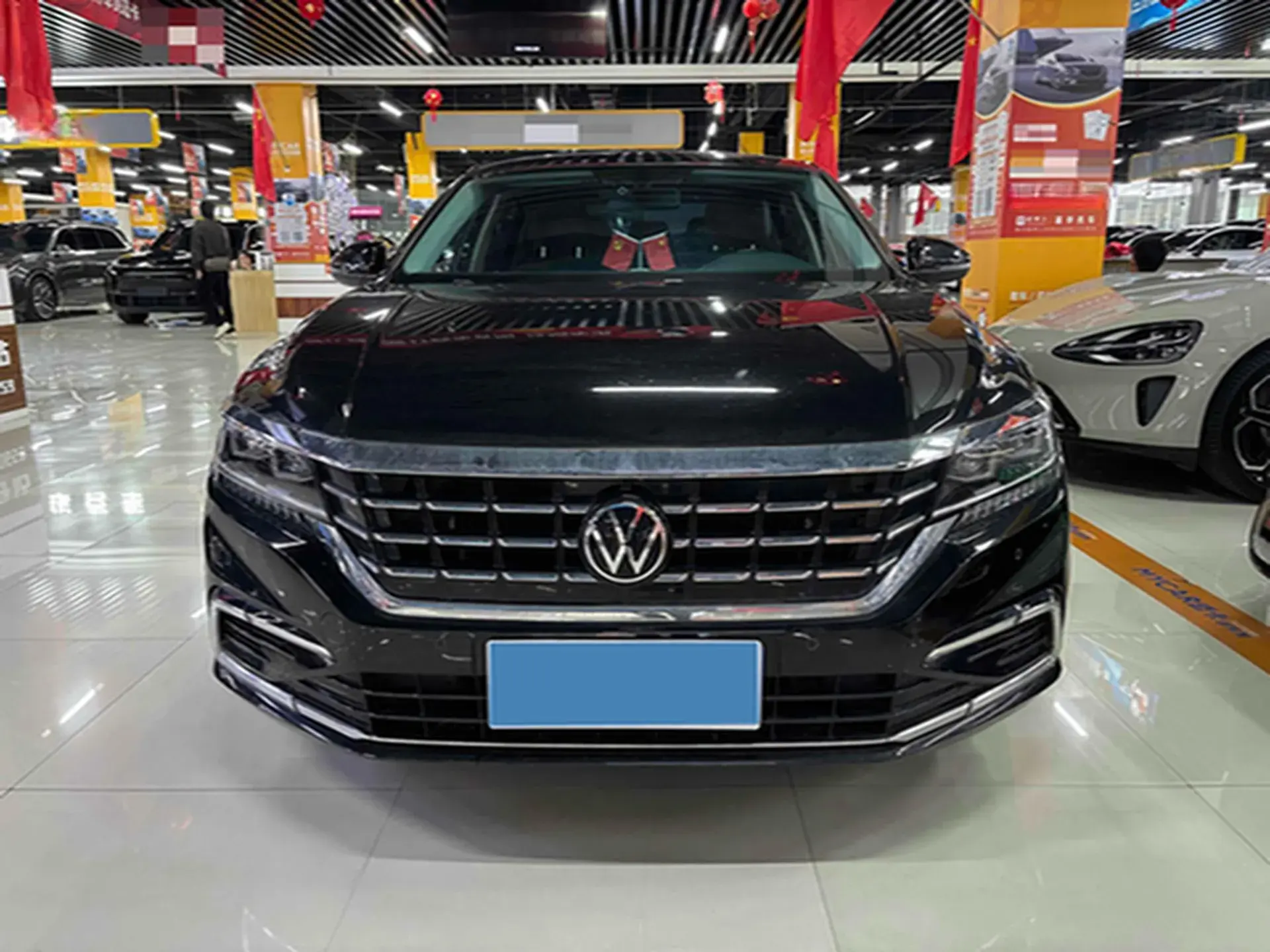 2021 VOLKSWAGEN PASSAT thumbnail 2