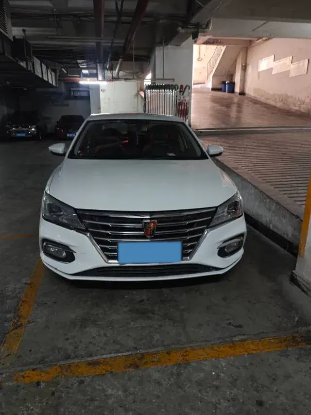 2019 ROEWE I5 thumbnail 3