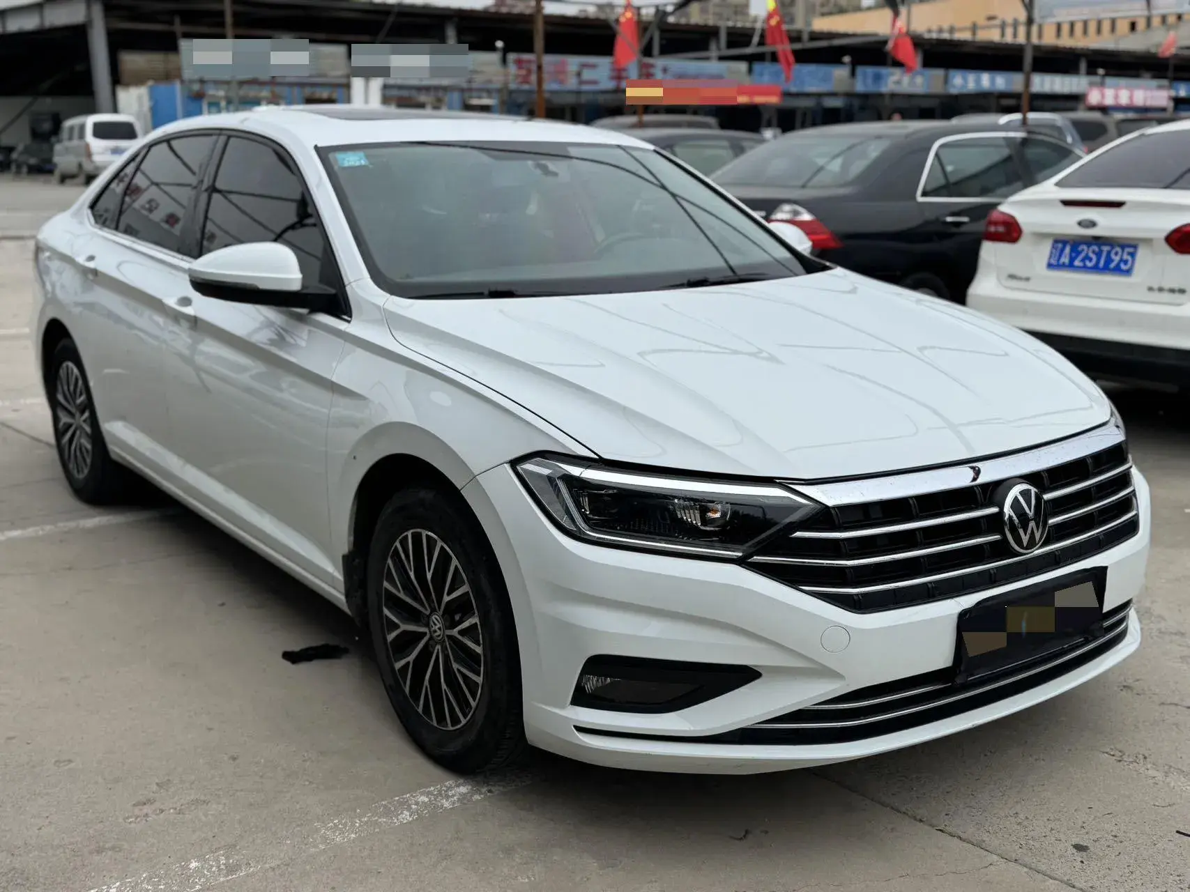 2019 VOLKSWAGEN SAGITAR thumbnail 2