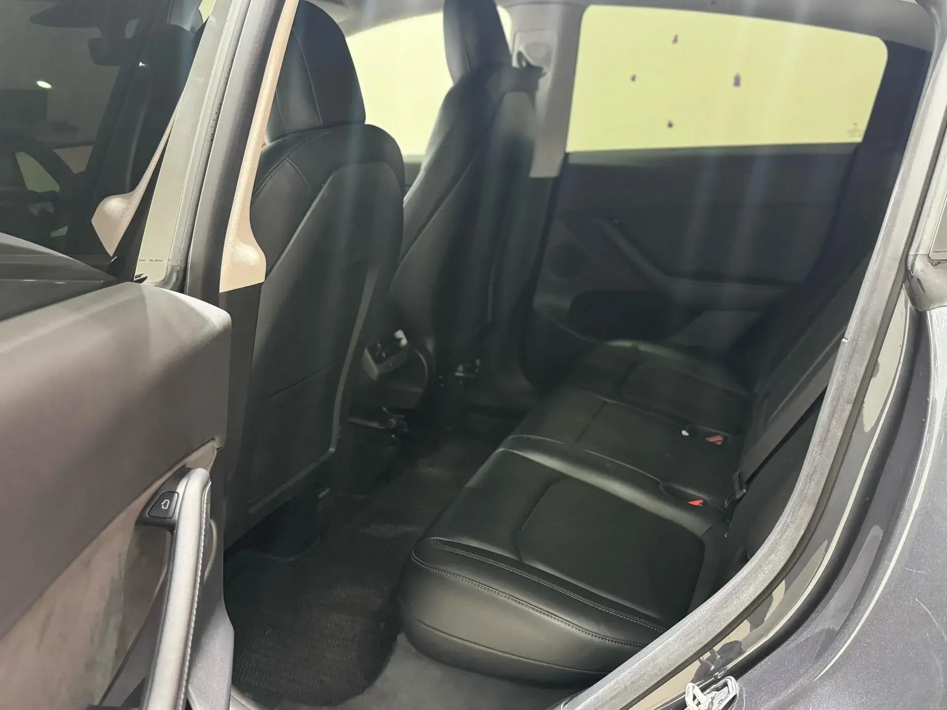 2022 TESLA MODEL thumbnail 4