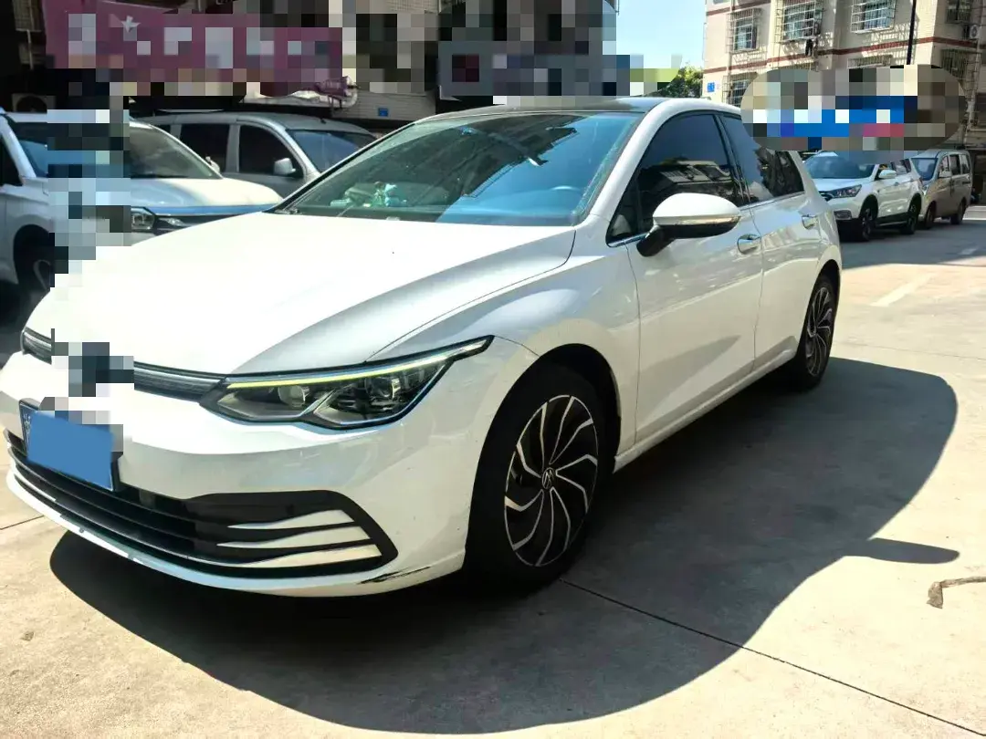2021 VOLKSWAGEN GOLF view 1