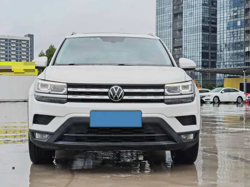 2021 VOLKSWAGEN THARU thumbnail 2