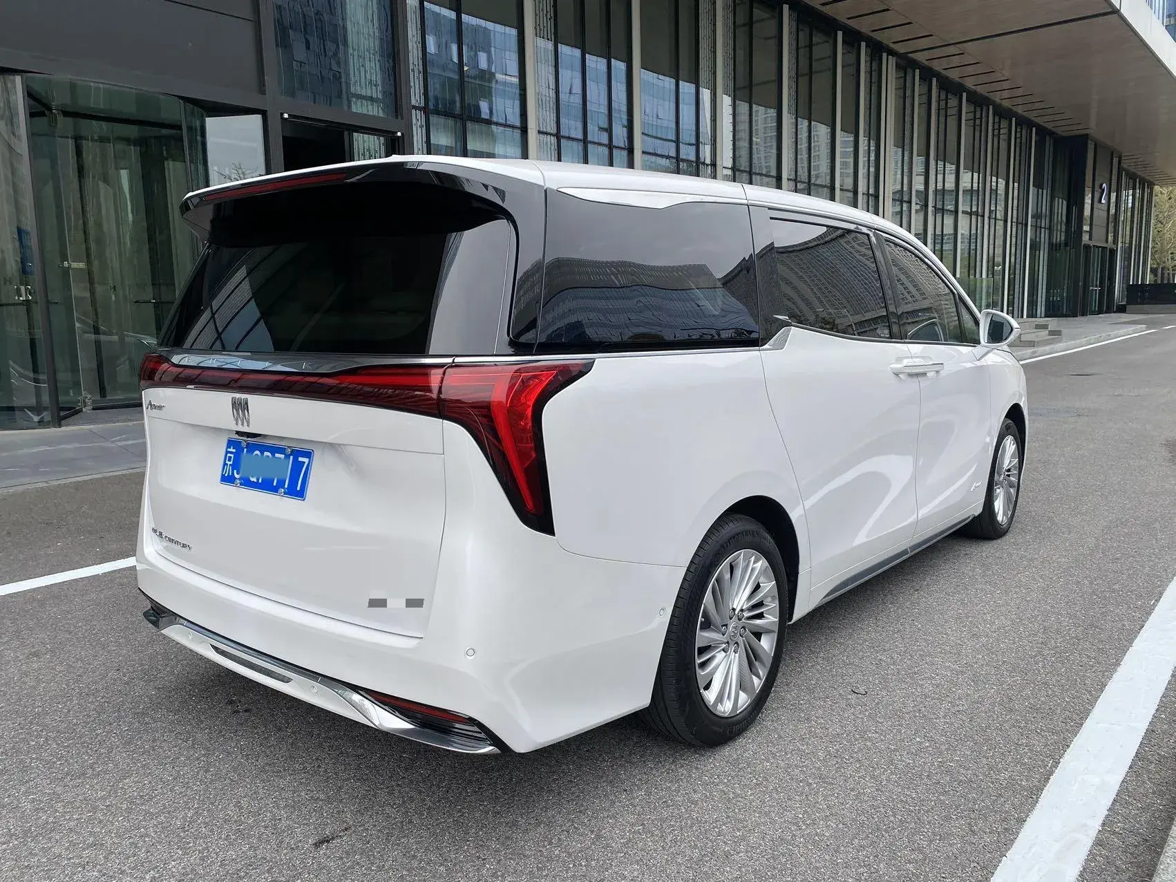 2023 BUICK CENTURY thumbnail 3