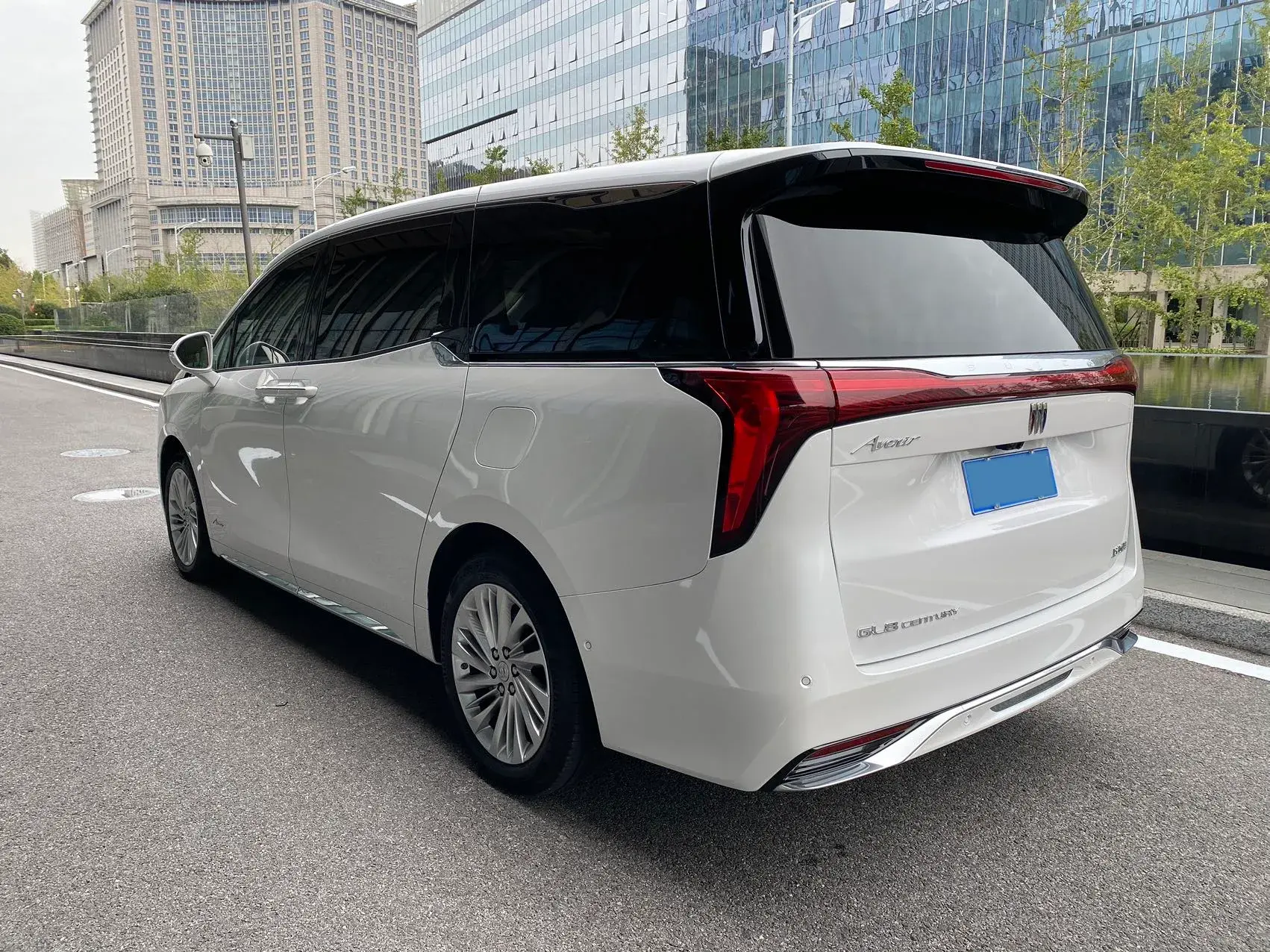 2023 BUICK CENTURY thumbnail 4