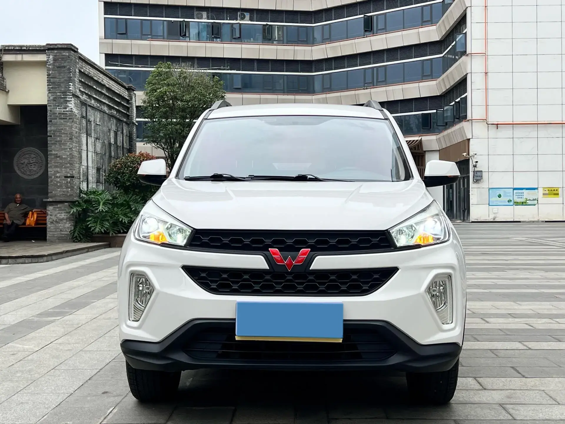 2019 WULING HONGGUANG thumbnail 2