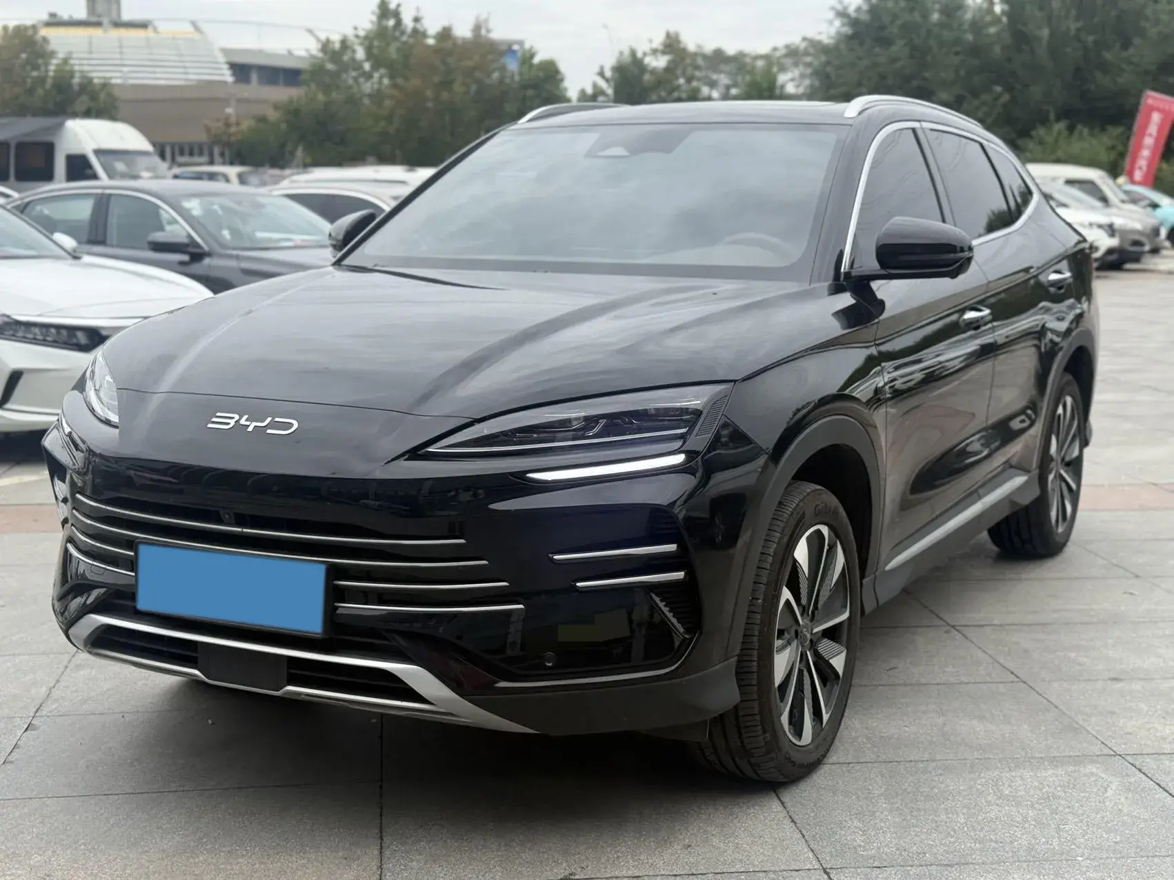 2024 BYD SONG view 1