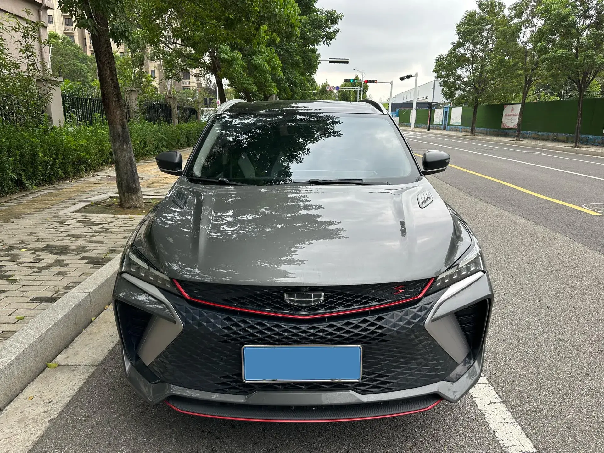 2022 GEELY COOLRAY thumbnail 2