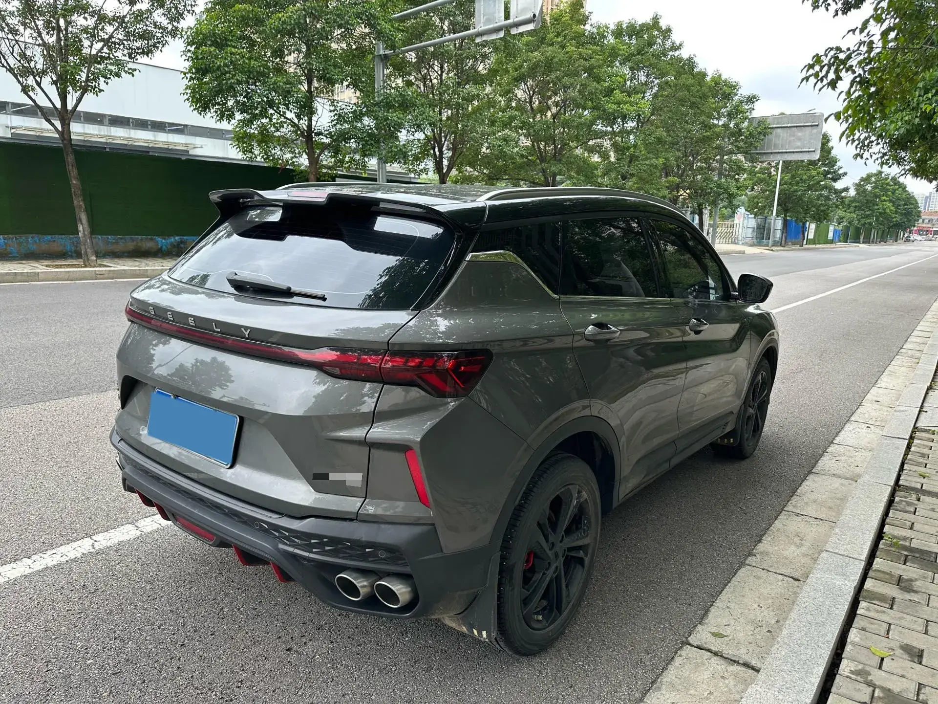 2022 GEELY COOLRAY thumbnail 4