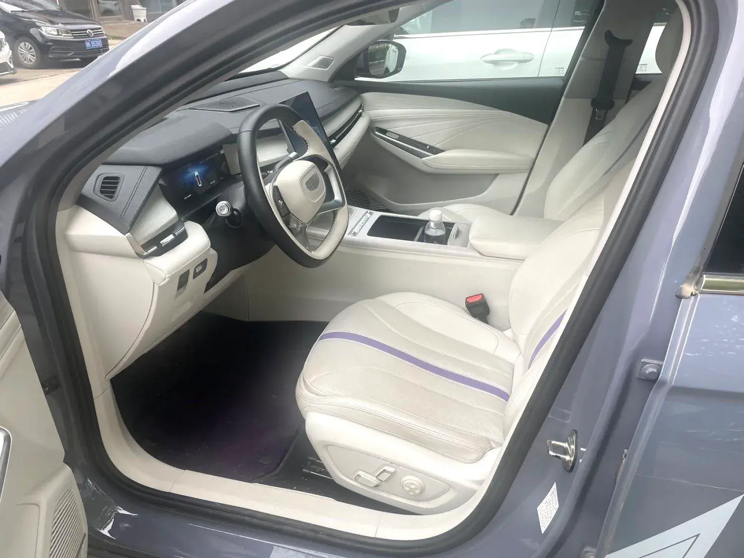 2024 GEELY PREFACE thumbnail 3