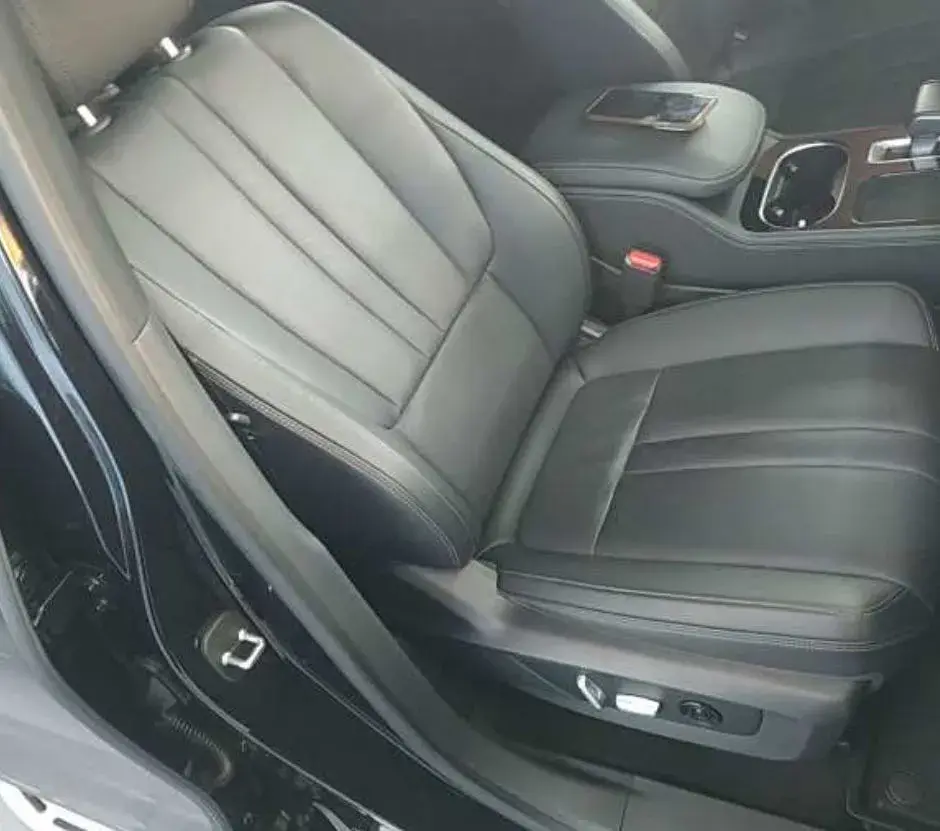 2020 LI ONE thumbnail 3