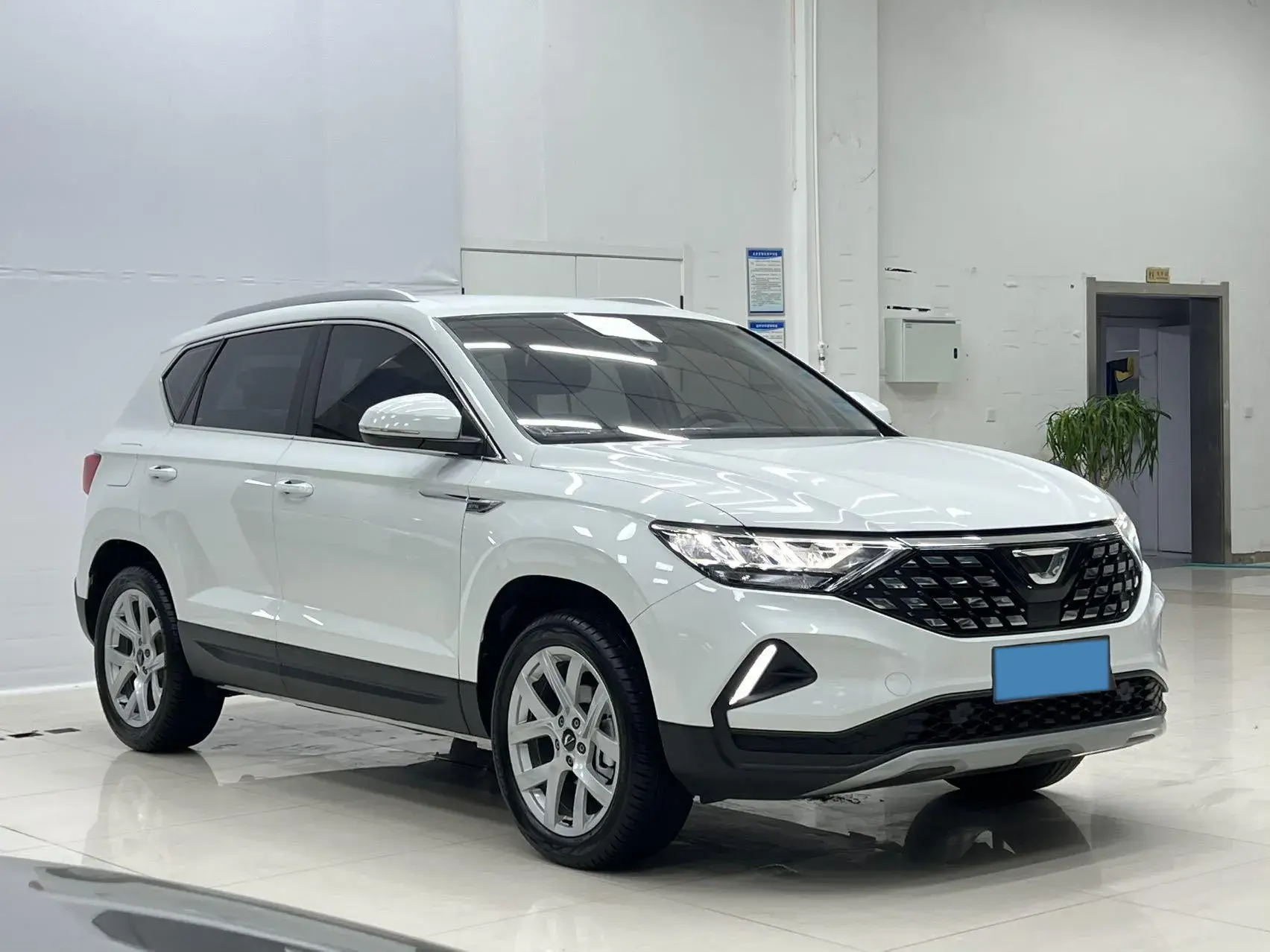 2022 JETTA VS5 thumbnail 3