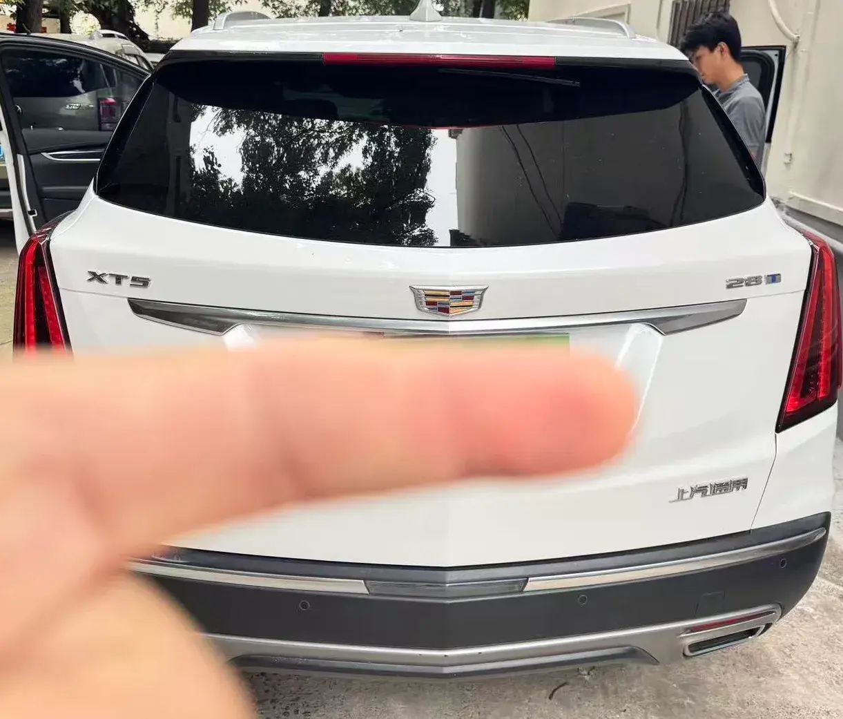 2022 CADILLAC XT5 thumbnail 4