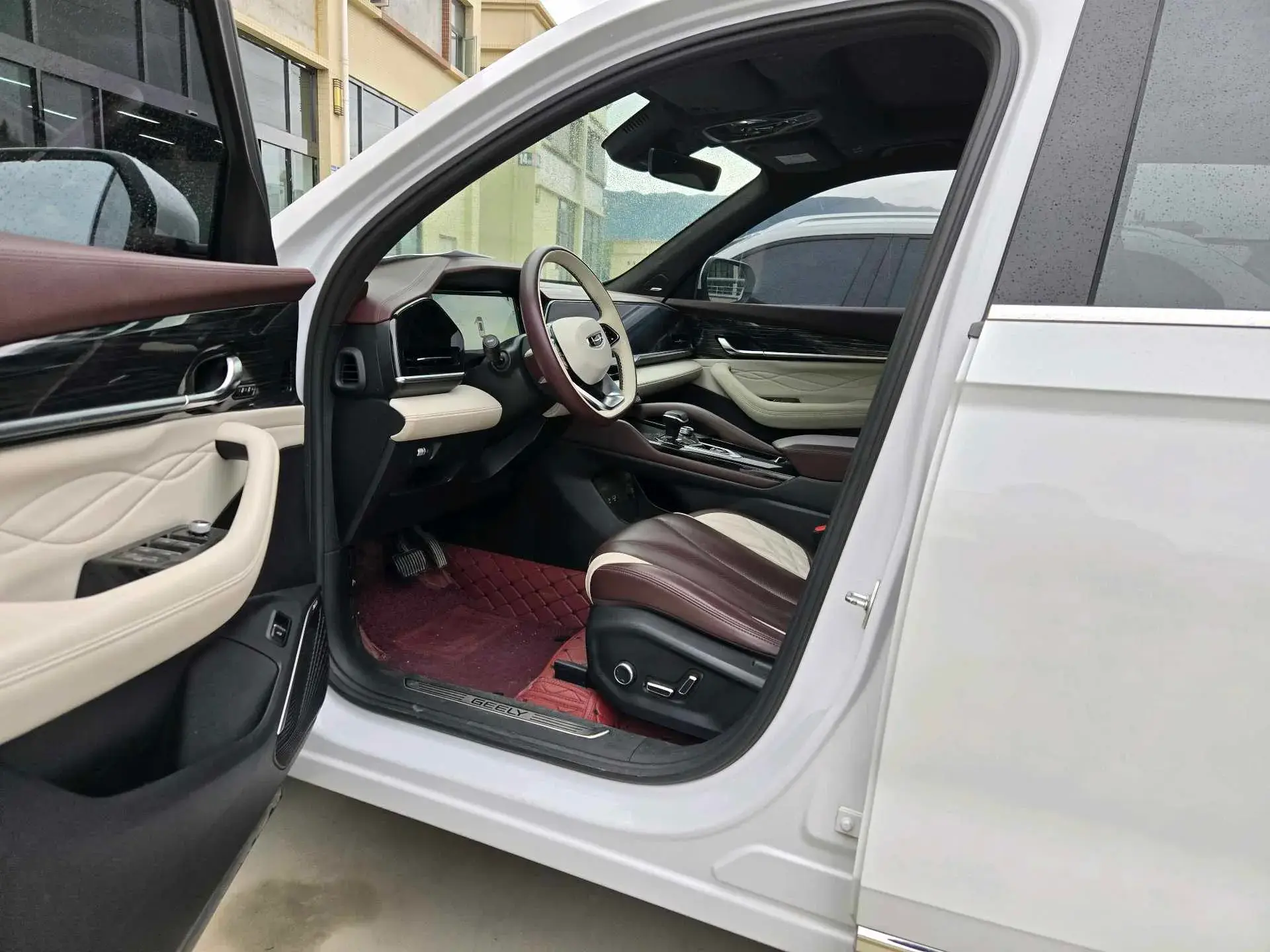 2021 GEELY MONJARO thumbnail 3