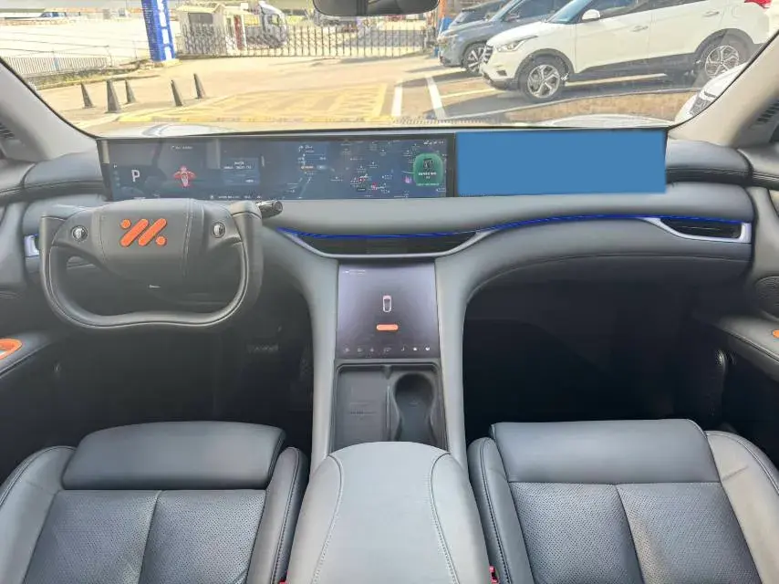 2023 IM LS6 thumbnail 4