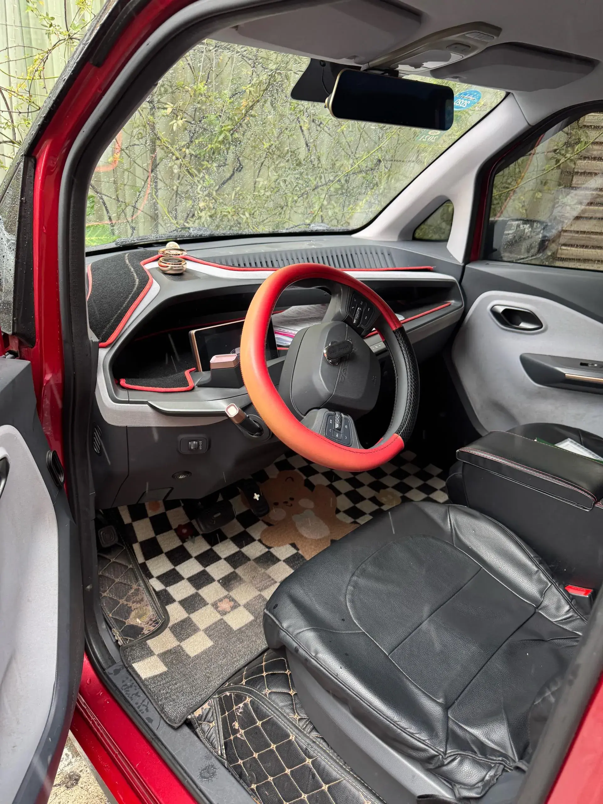 2019 BAOJUN E200 thumbnail 4