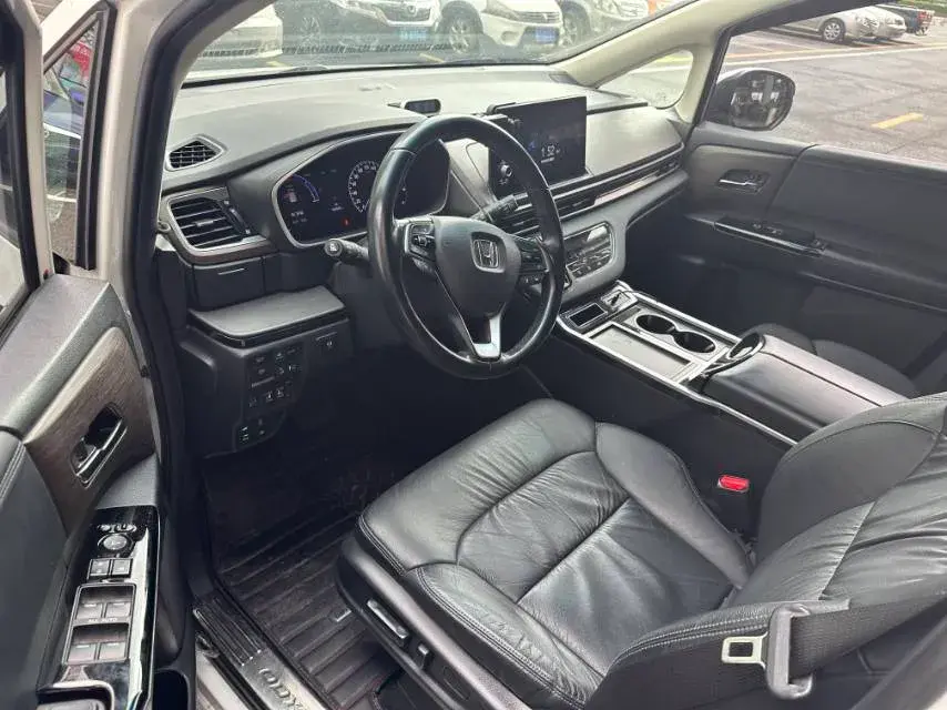 2022 HONDA ODYSSEY thumbnail 4