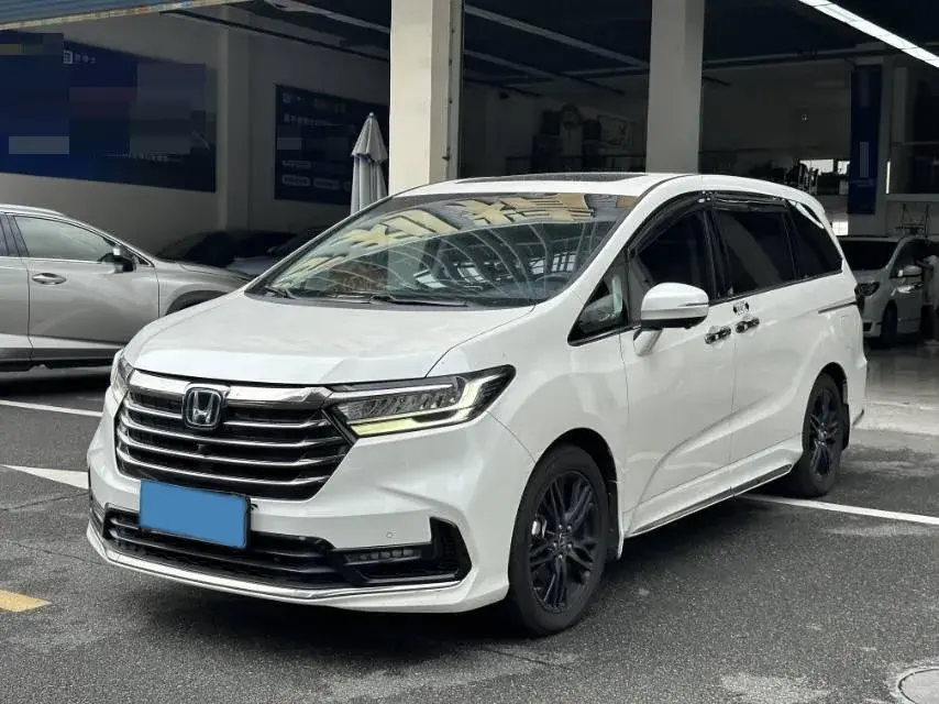 2022 Honda Odyssey 2.0L 146HP L4 E-CVT Hybrid