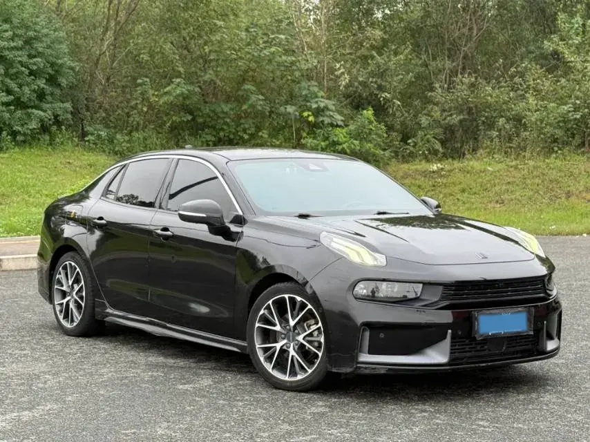 2022 LYNK&CO 03 thumbnail 3