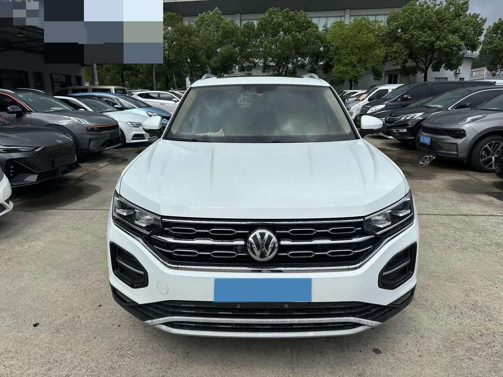 2019 VOLKSWAGEN TAYRON thumbnail 2