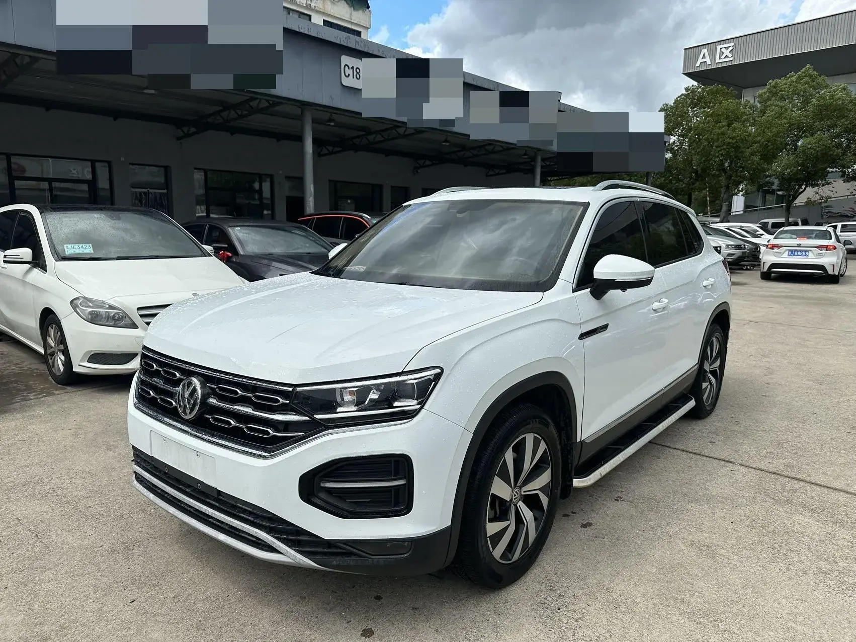 2019 VOLKSWAGEN TAYRON view 1