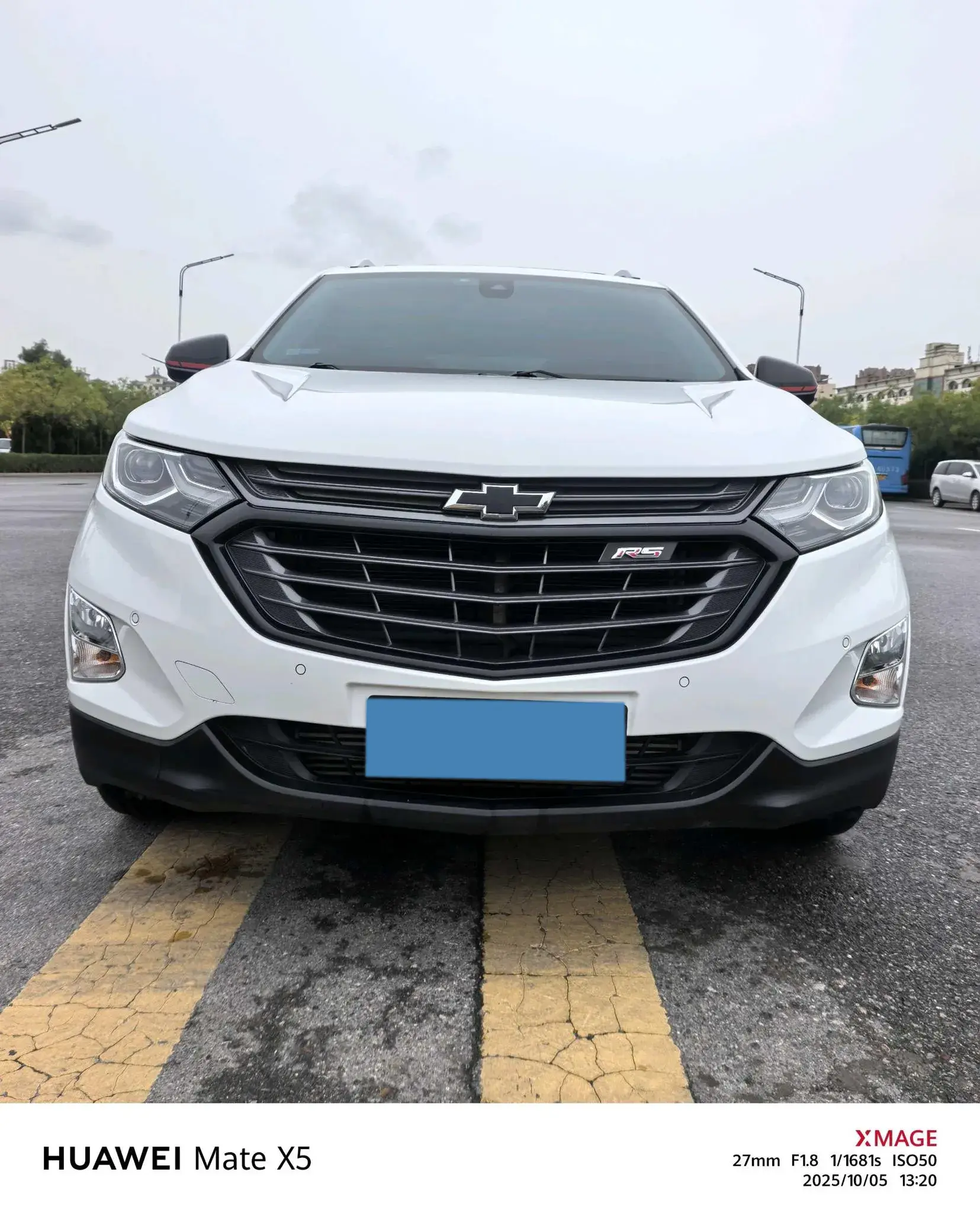 2019 CHEVROLET EQUINOX thumbnail 2