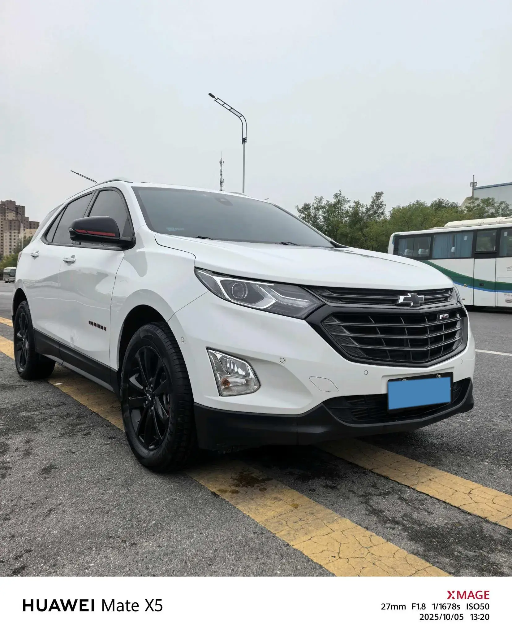 2019 CHEVROLET EQUINOX thumbnail 3