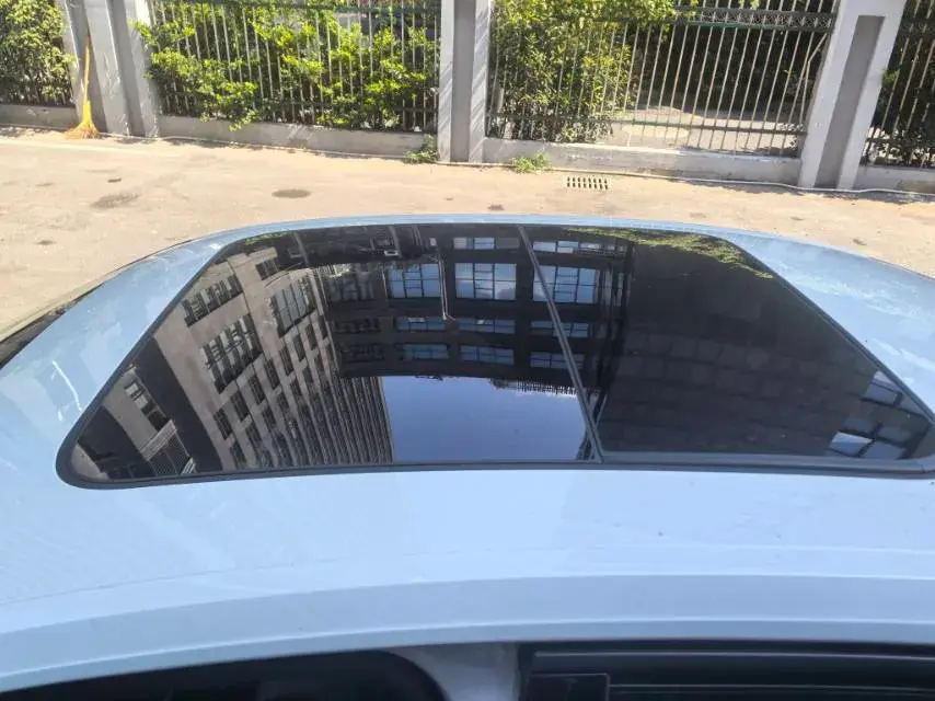 2019 VOLKSWAGEN SAGITAR thumbnail 3