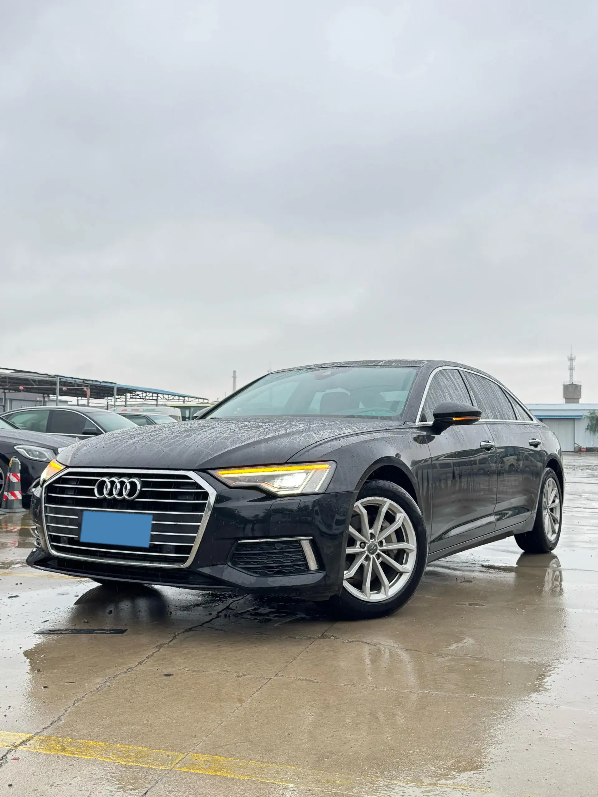 2020 AUDI A6L view 1