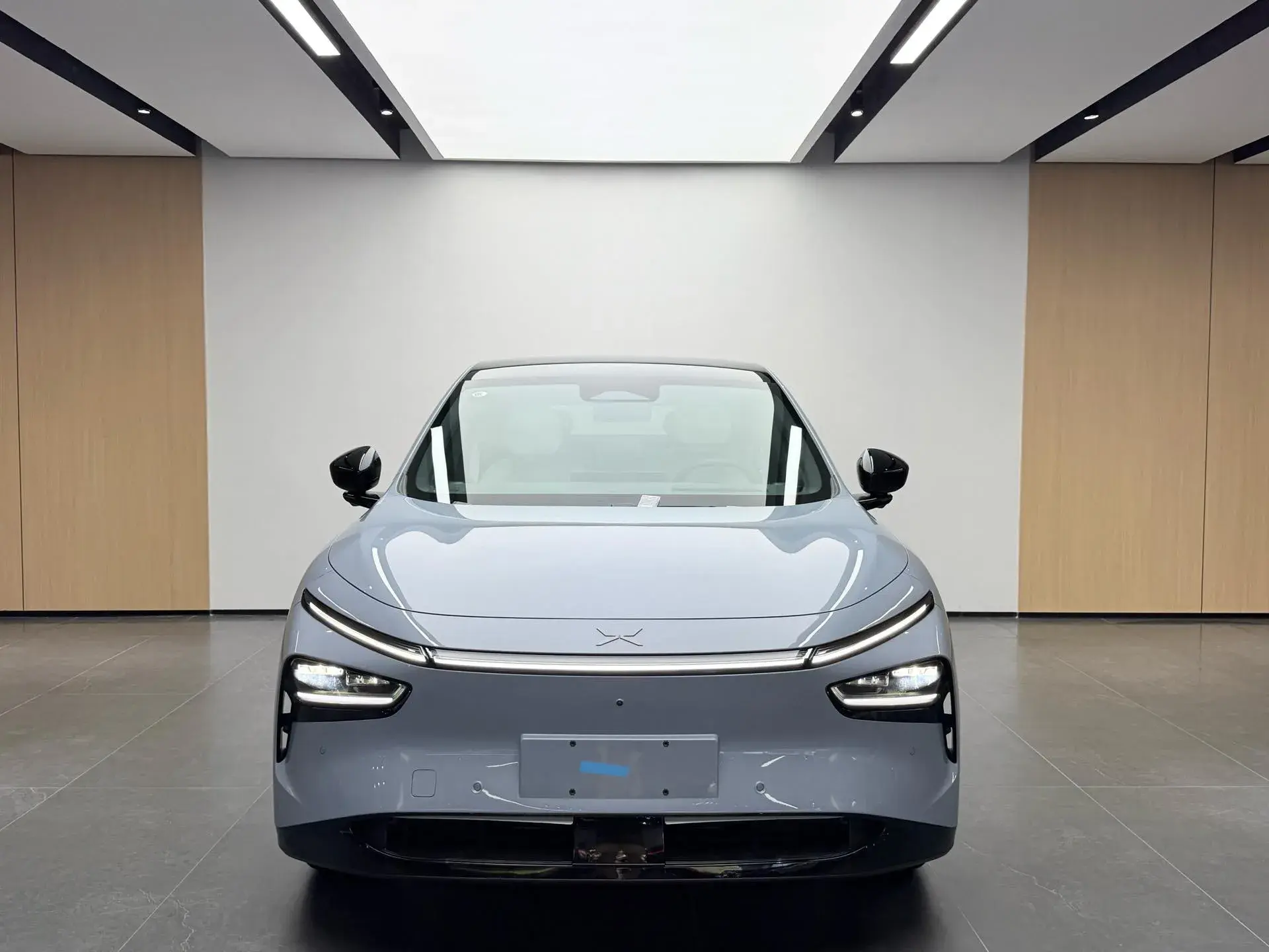 2025 XPENG G7 thumbnail 2