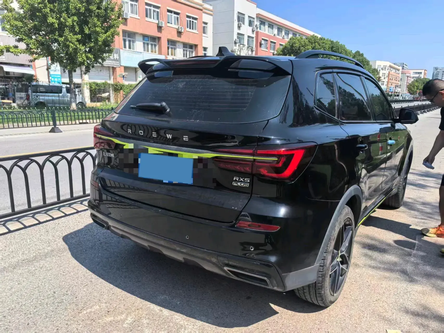2021 ROEWE RX5 thumbnail 3