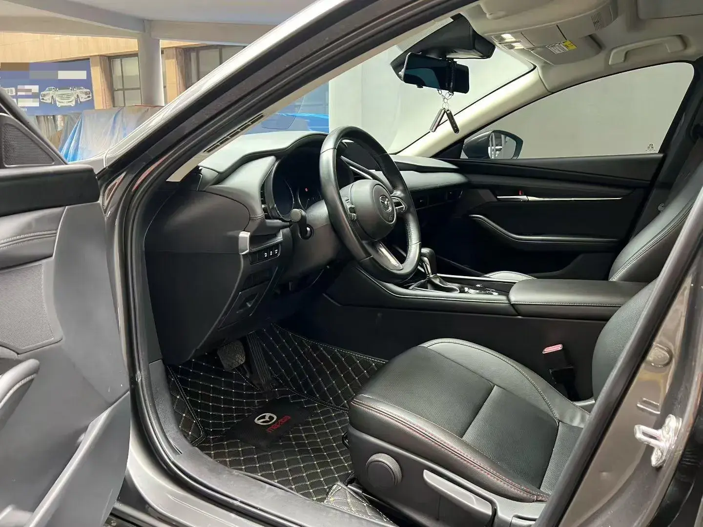 2020 MAZDA 3 thumbnail 4