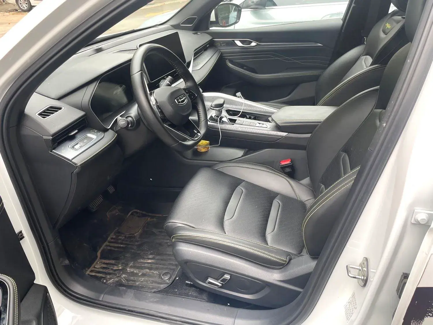 2023 GEELY PREFACE thumbnail 2