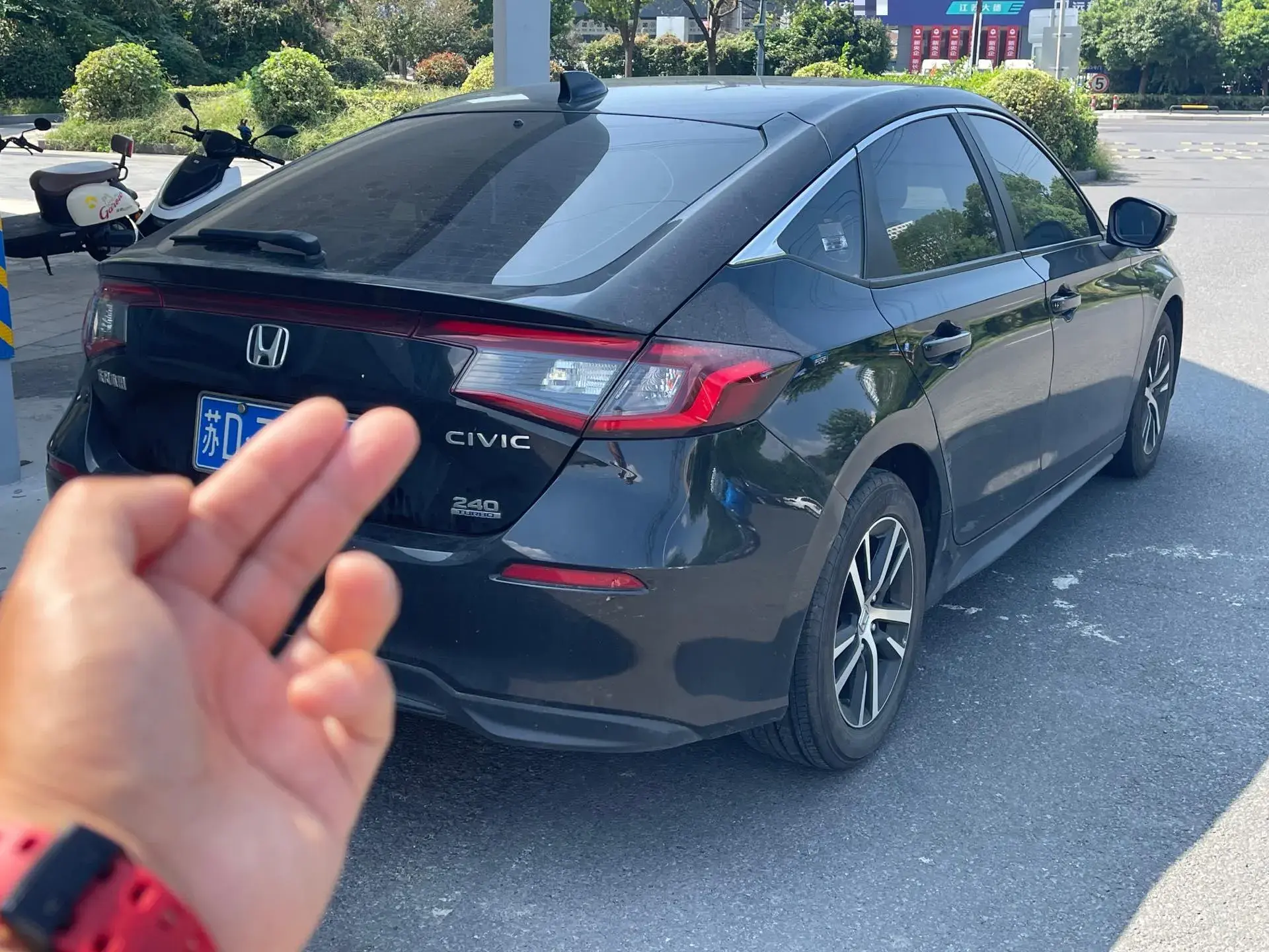 2023 HONDA CIVIC thumbnail 3