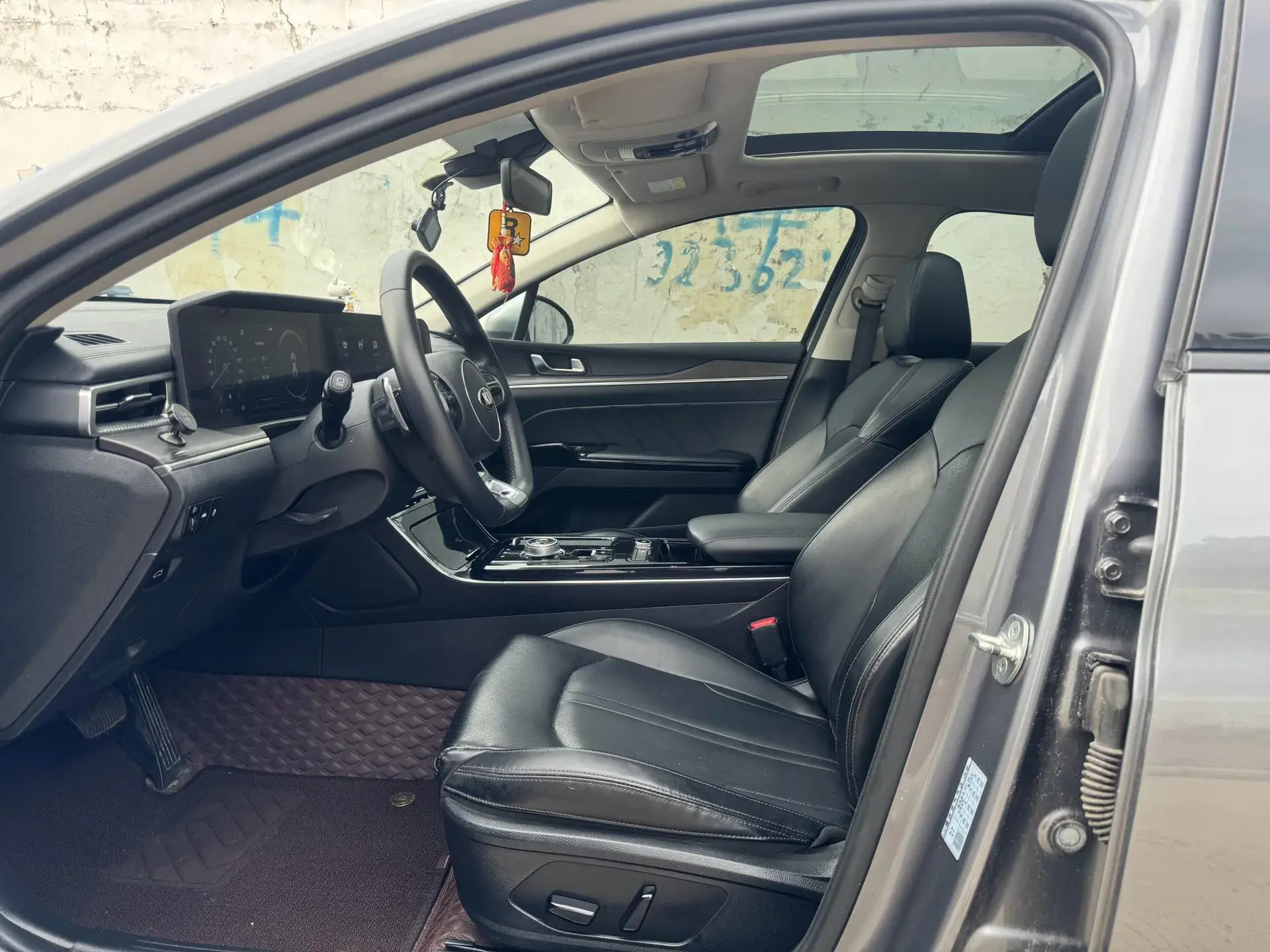 2020 KIA K5 thumbnail 4