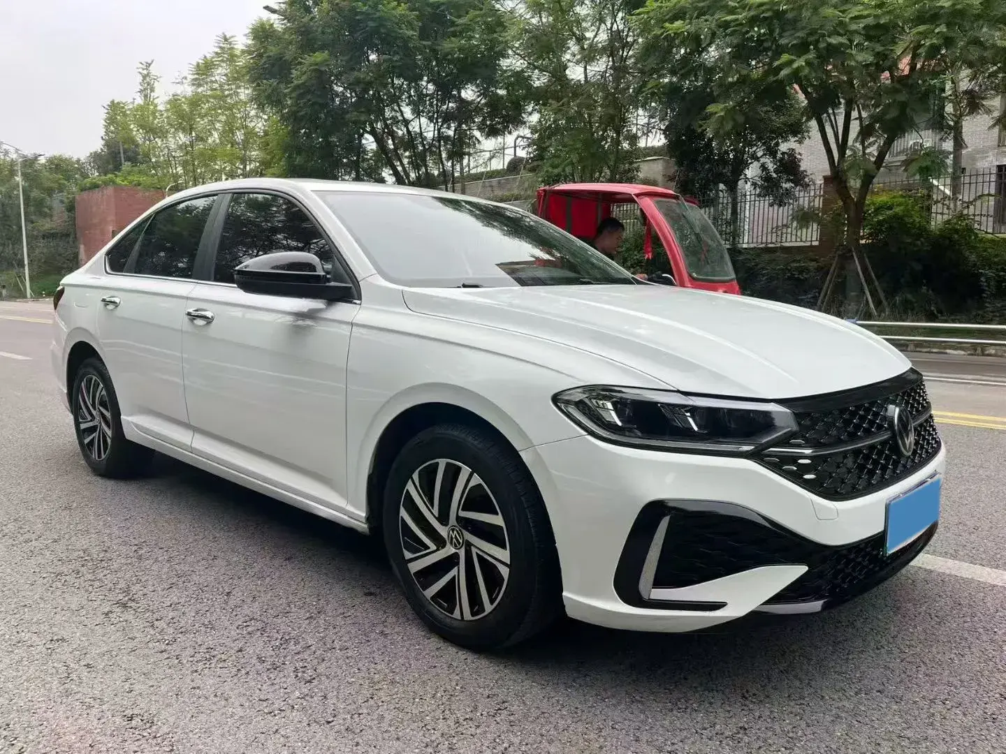 2023 VOLKSWAGEN LAVIDA thumbnail 3