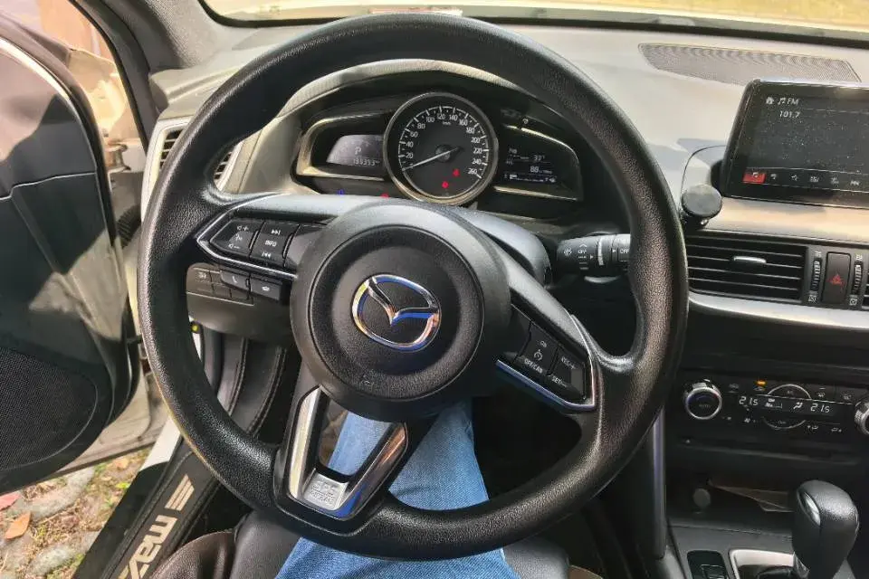 2018 MAZDA CX-4 thumbnail 4