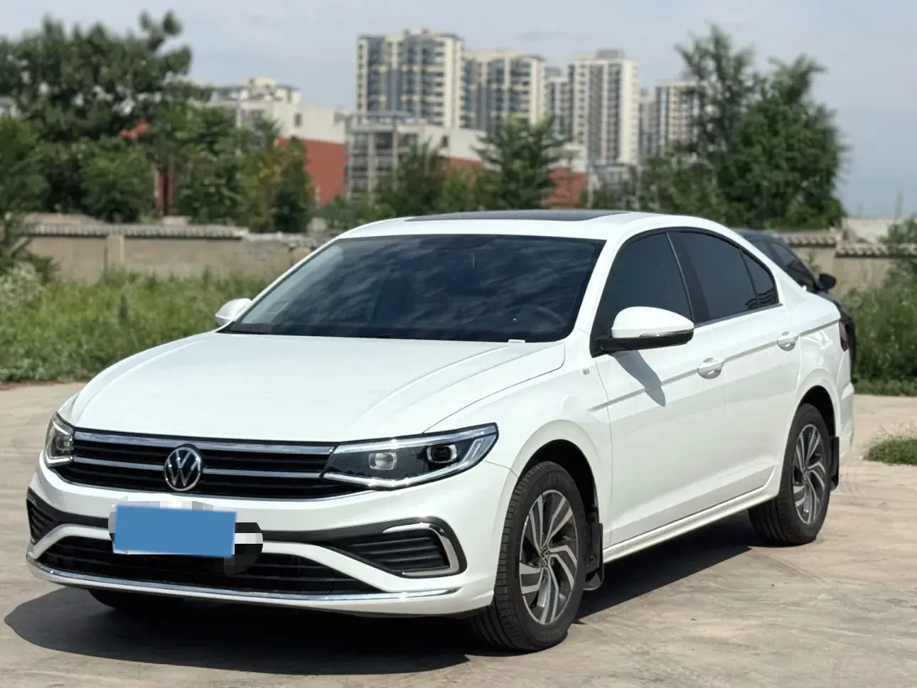 2025 VOLKSWAGEN BORA view 1