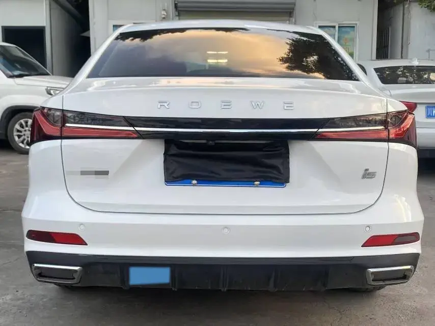 2023 ROEWE I5 thumbnail 3