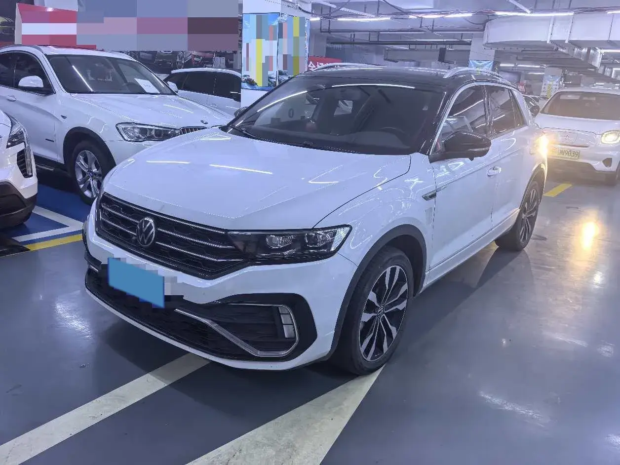 2021 VOLKSWAGEN T-ROC view 1