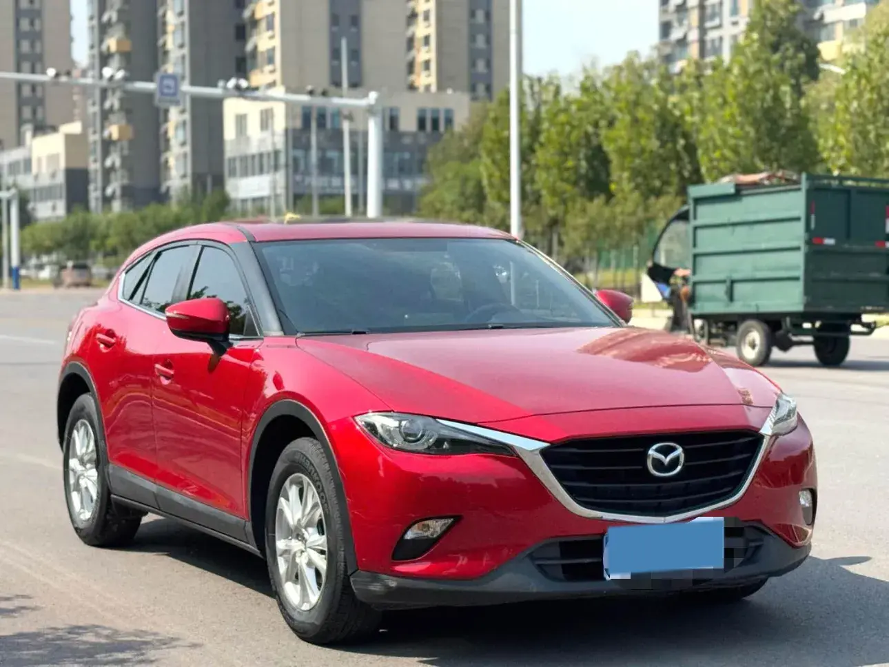 2018 MAZDA CX-4 thumbnail 3