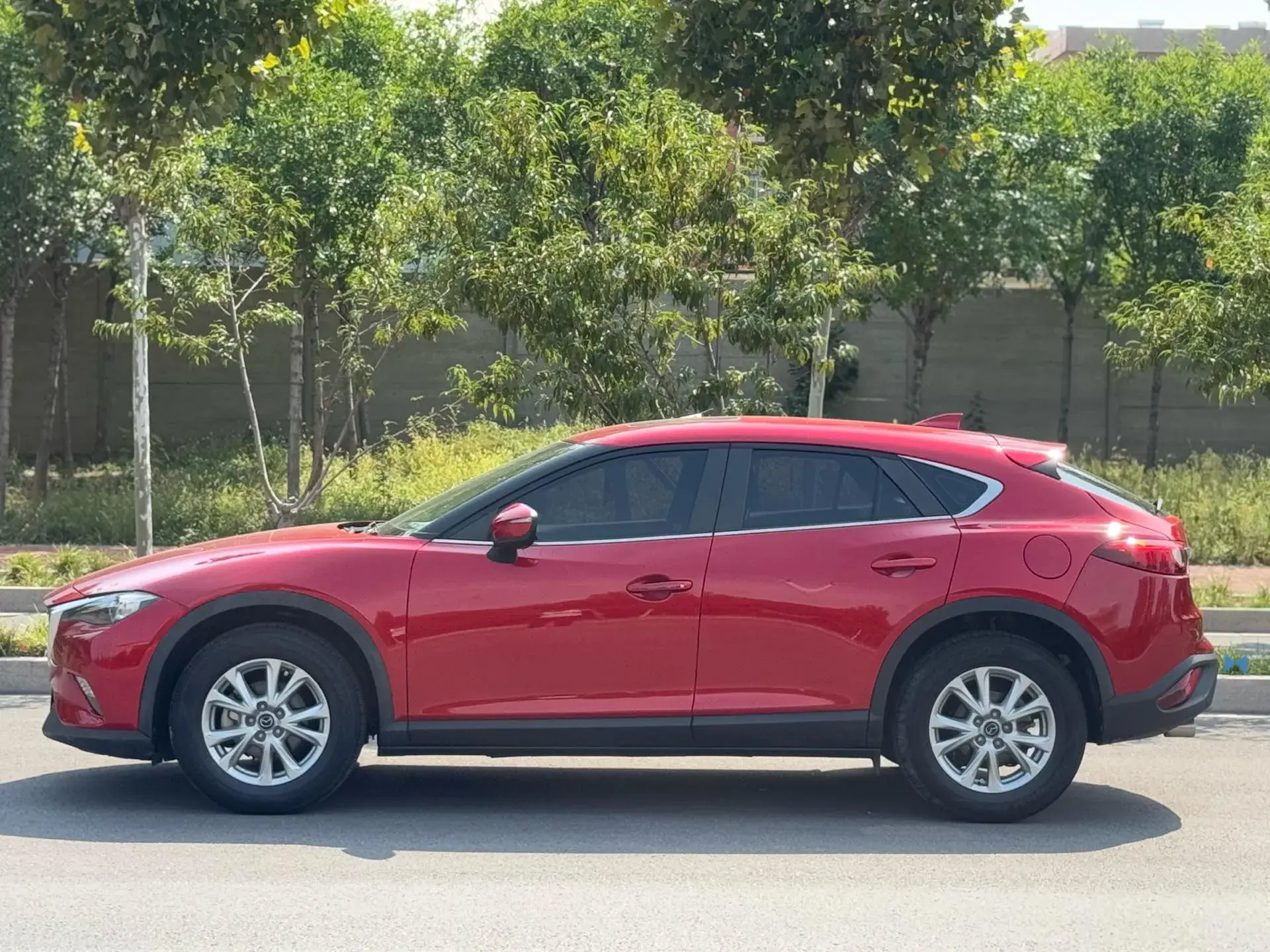 2018 MAZDA CX-4 thumbnail 4
