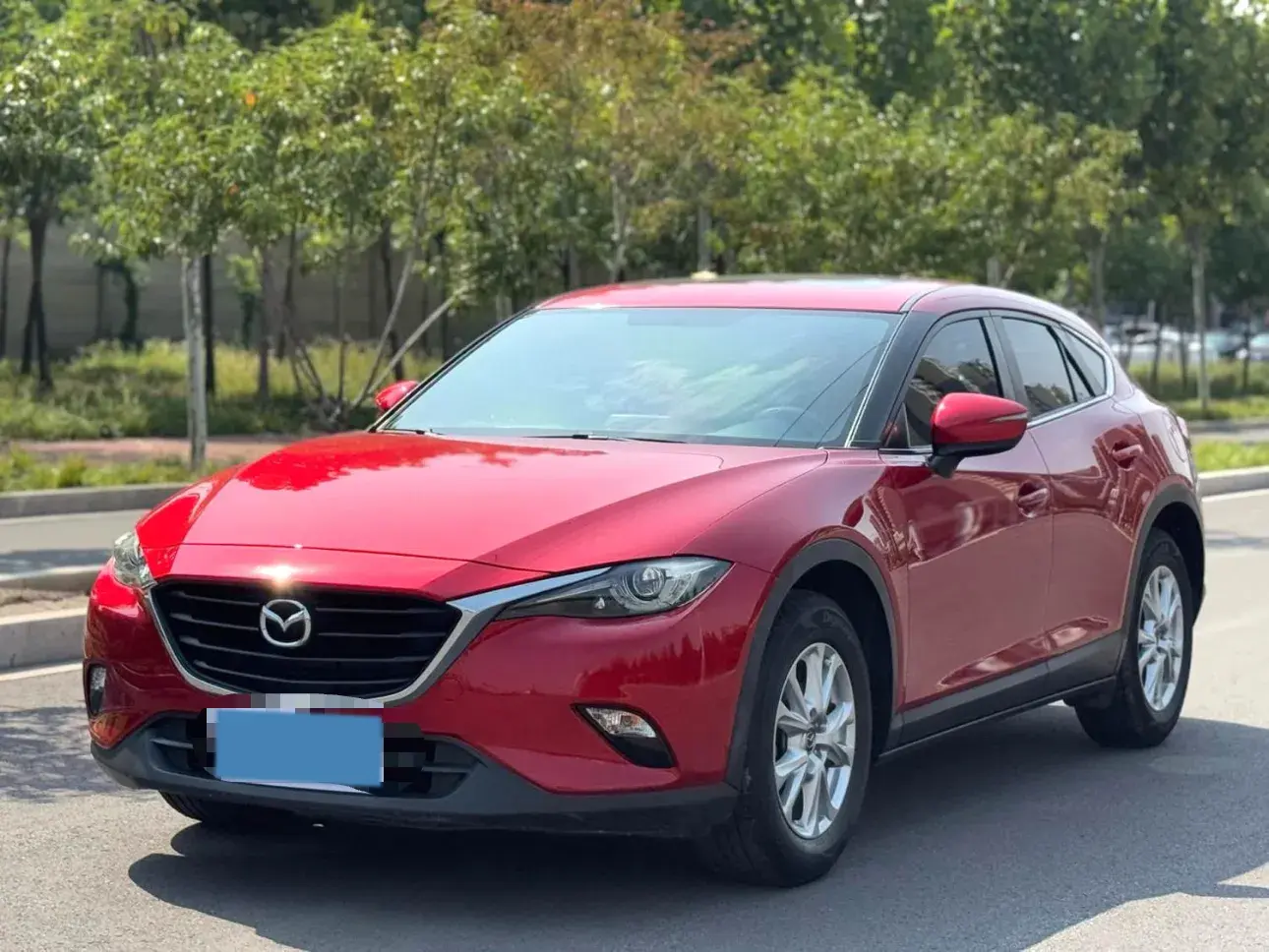 2018 MAZDA CX-4 view 1