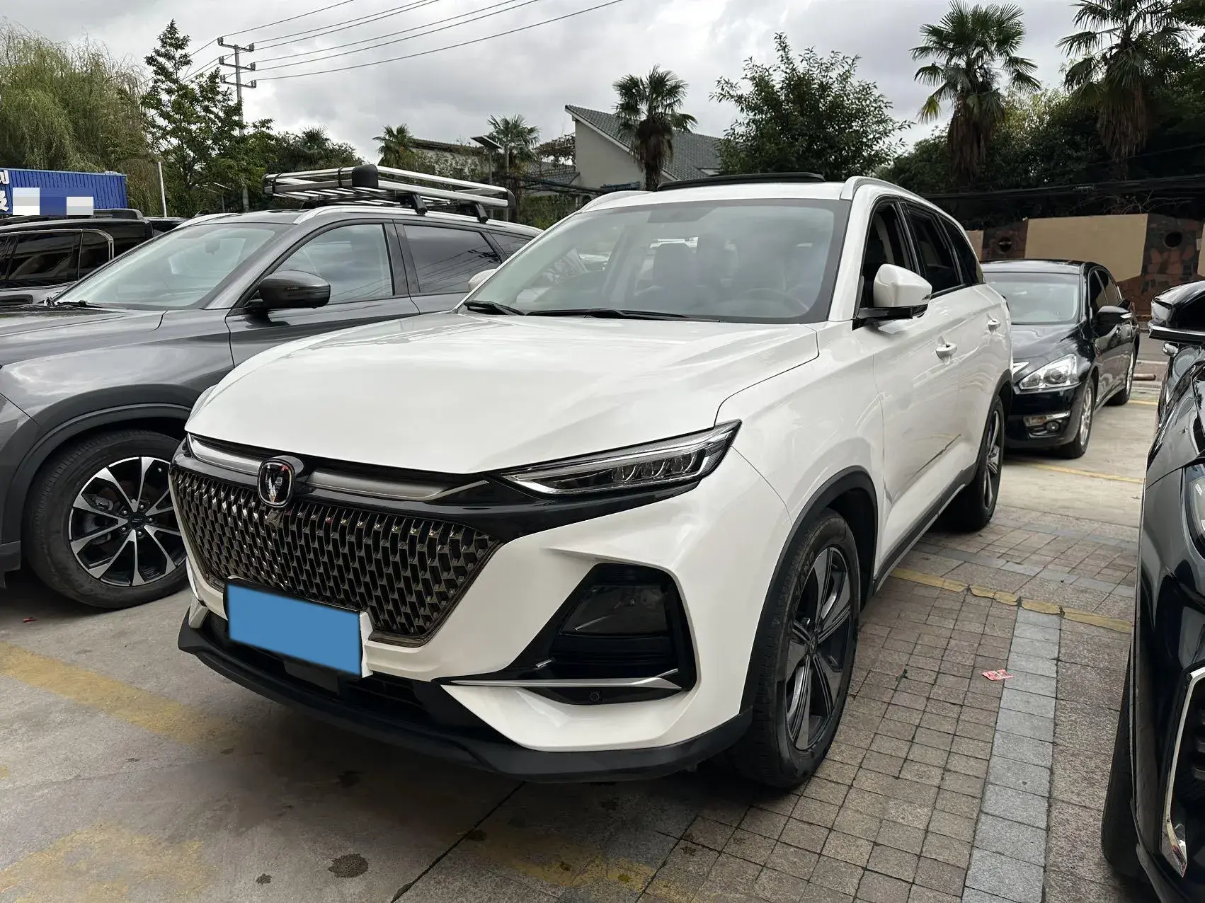 2024 CHANGAN X7 view 1