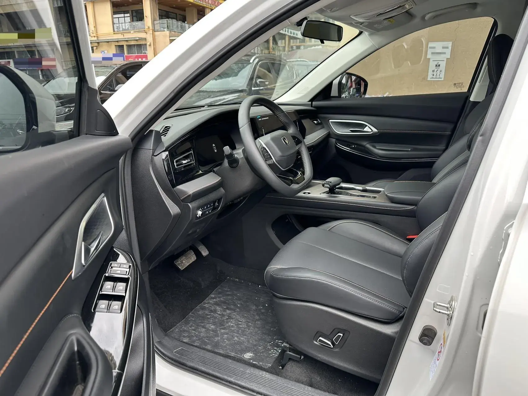 2024 CHANGAN X7 thumbnail 3