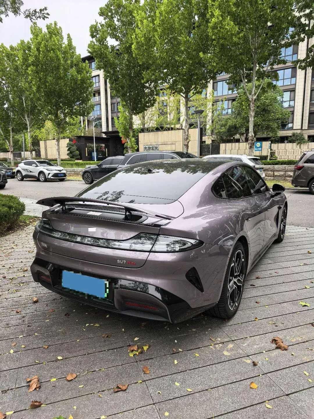 2024 MI SU7 thumbnail 4