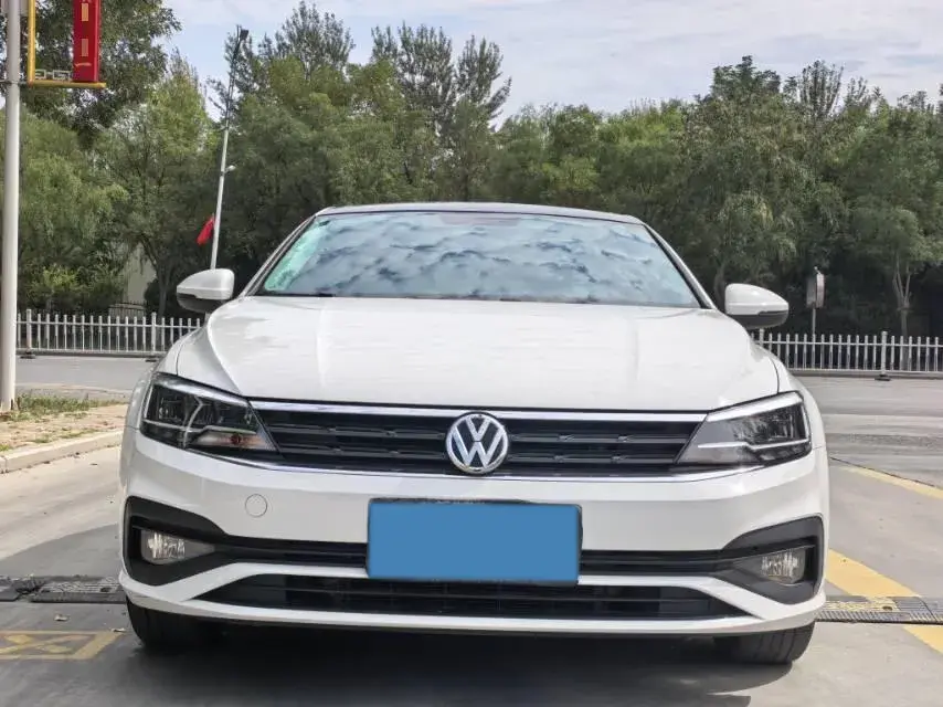 2021 VOLKSWAGEN LAMANDO thumbnail 2