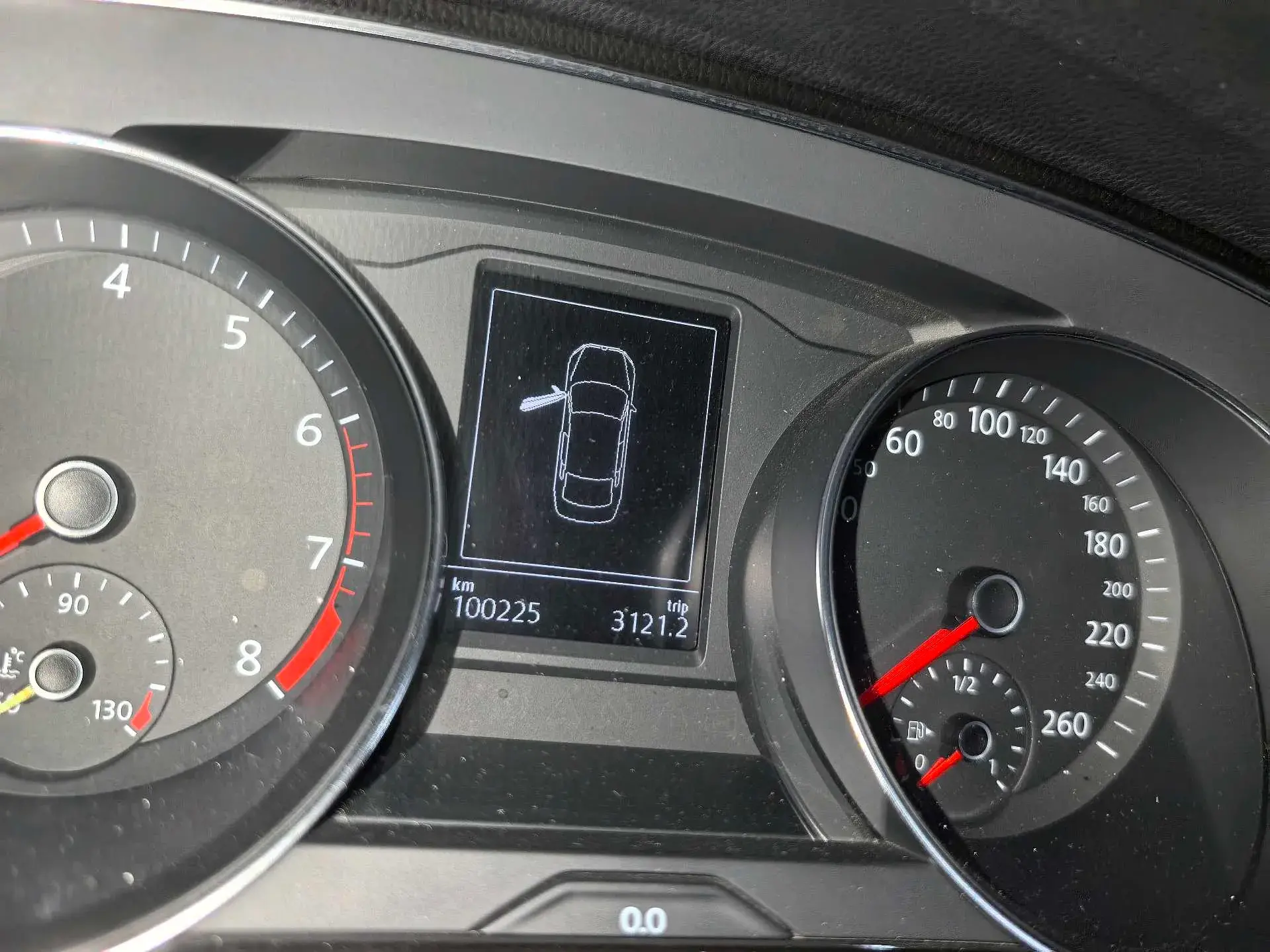 2018 VOLKSWAGEN MAGOTAN thumbnail 3